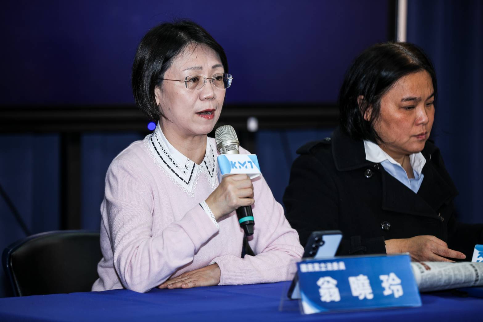 慘遭踢出群組！丁瑀發起「刪除翁曉玲行動！」　放話要摧毁「假國民黨」