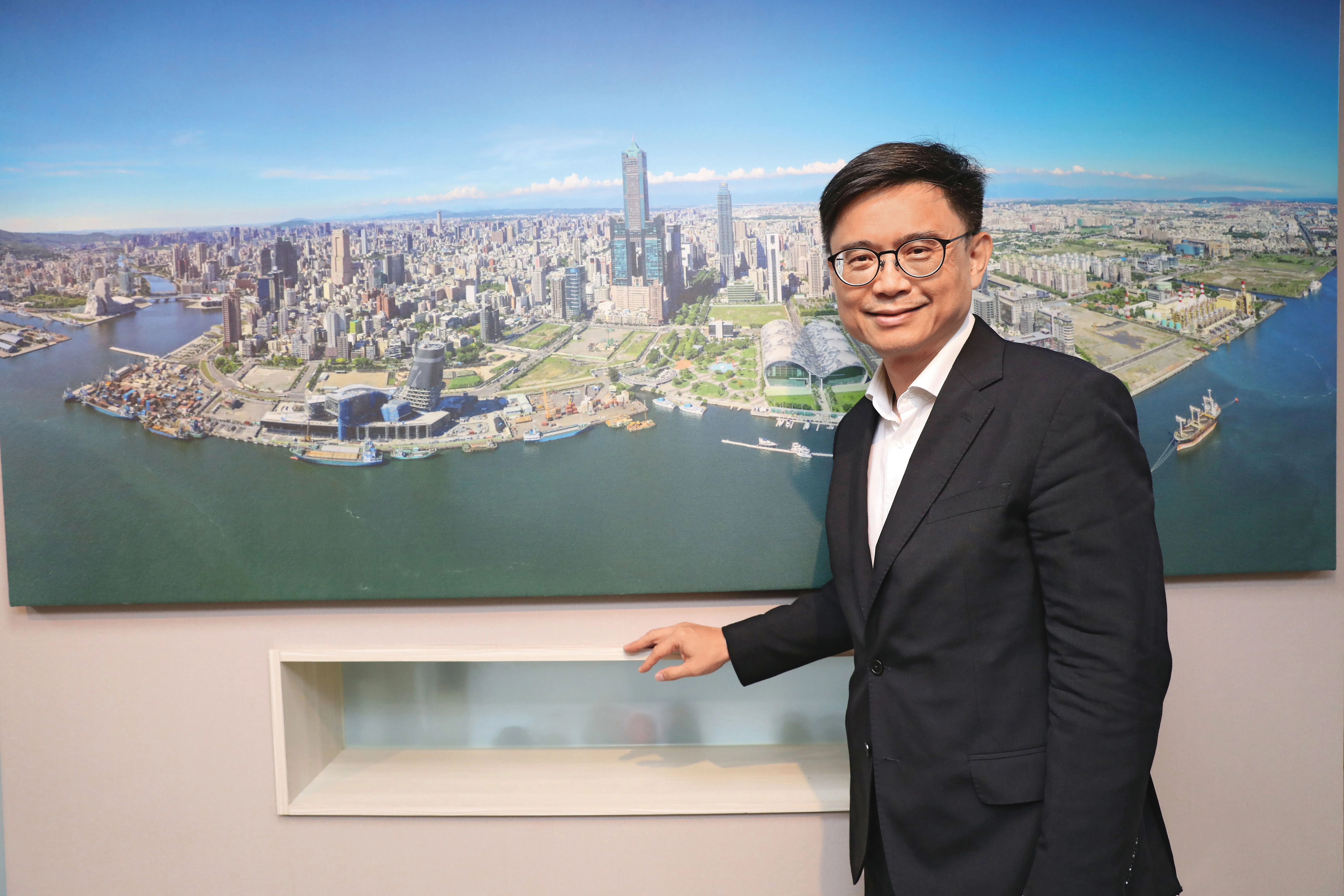 專訪賴瑞隆／穩住高雄產業根基接軌AI　賴瑞隆：就任市長當天做一事