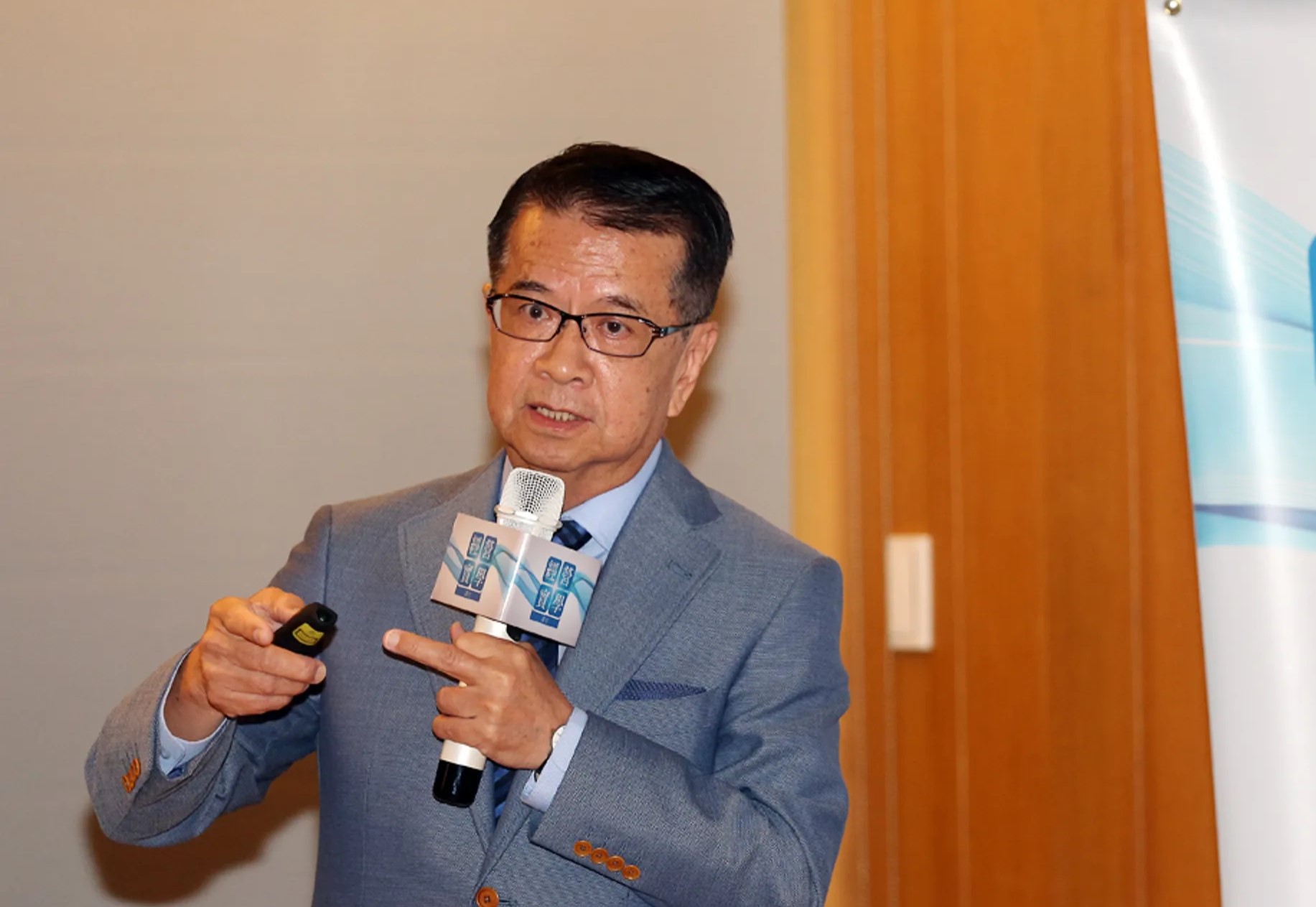 罷免落幕他說出心聲!徐重仁見台灣「對立撕裂」 感性喊話了:別再為政黨鬥爭消耗社會