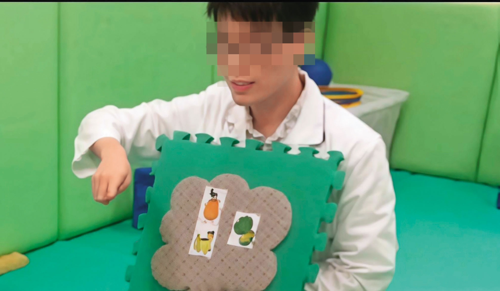 陳姓治療師擁有國立大學碩士學位及多張證照,還曾經在醫學中心服務。(翻攝網路)