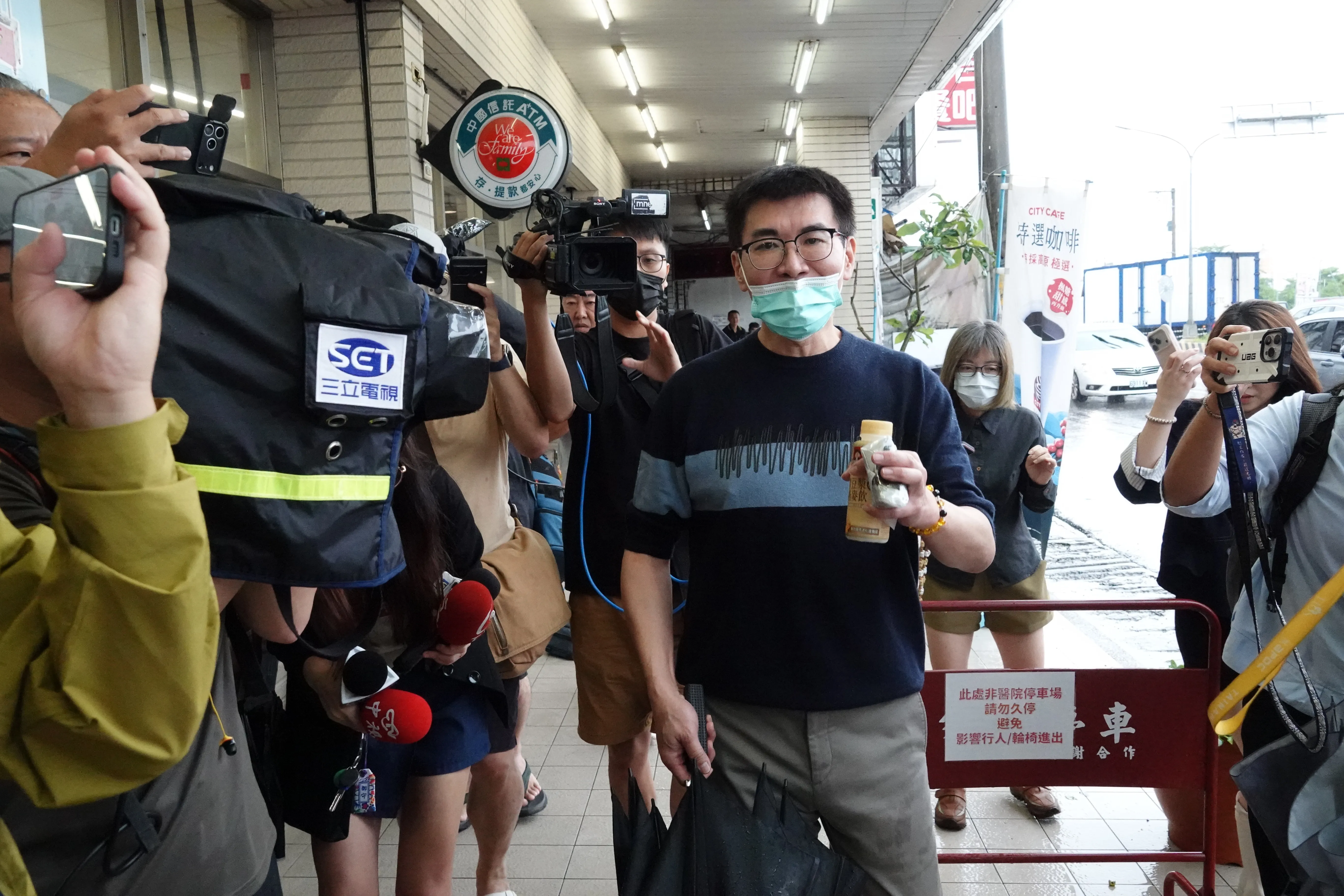 趙建銘婚內黑幕／趙建銘認對許芊芊有好感　網友揪關鍵字：婚內出軌
