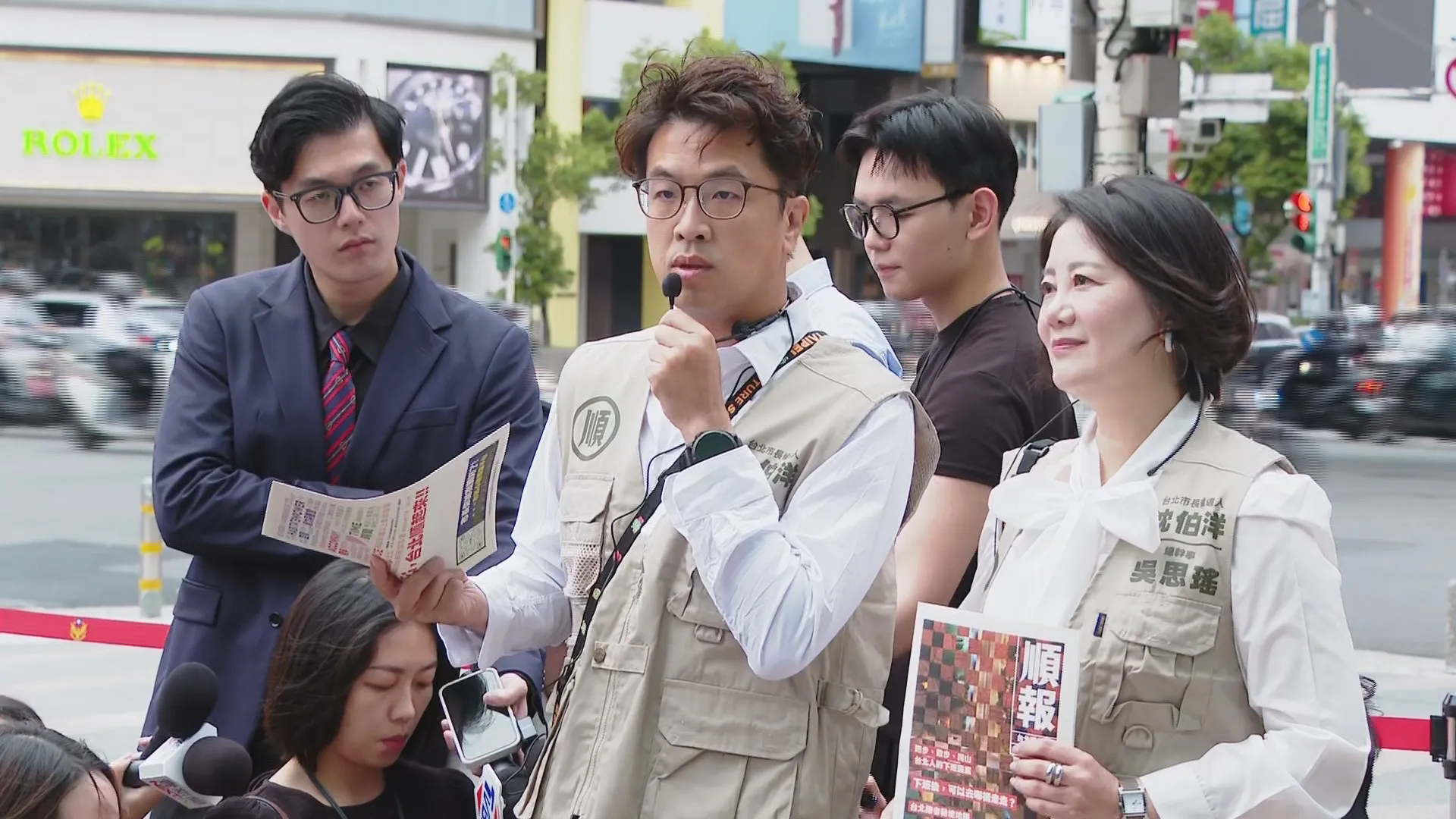 《順報》首發！沈伯洋親當派報生　網讚紙媒「文藝復興」敲碗電子版