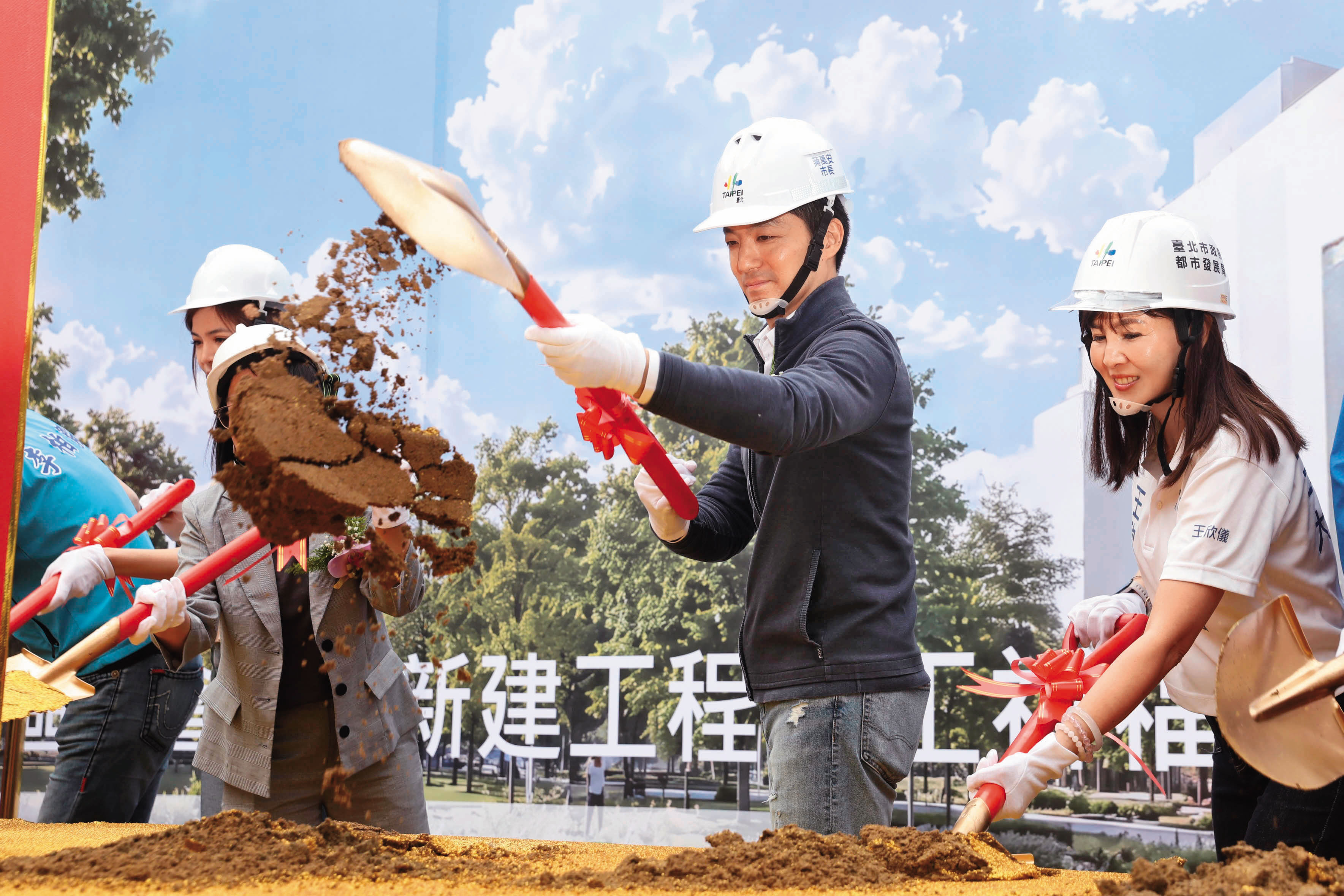 北市社宅總量近2.5萬戶,增加居住資源也是蔣團隊要強化宣傳的重要政績之一。(鏡報林煒凱)
