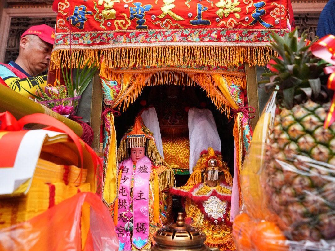 今年的媽祖誕辰為國曆的5月9日(農曆3月23日),各地廟宇陸續展開慶祝活動。(翻攝自白沙屯拱天宮臉書)