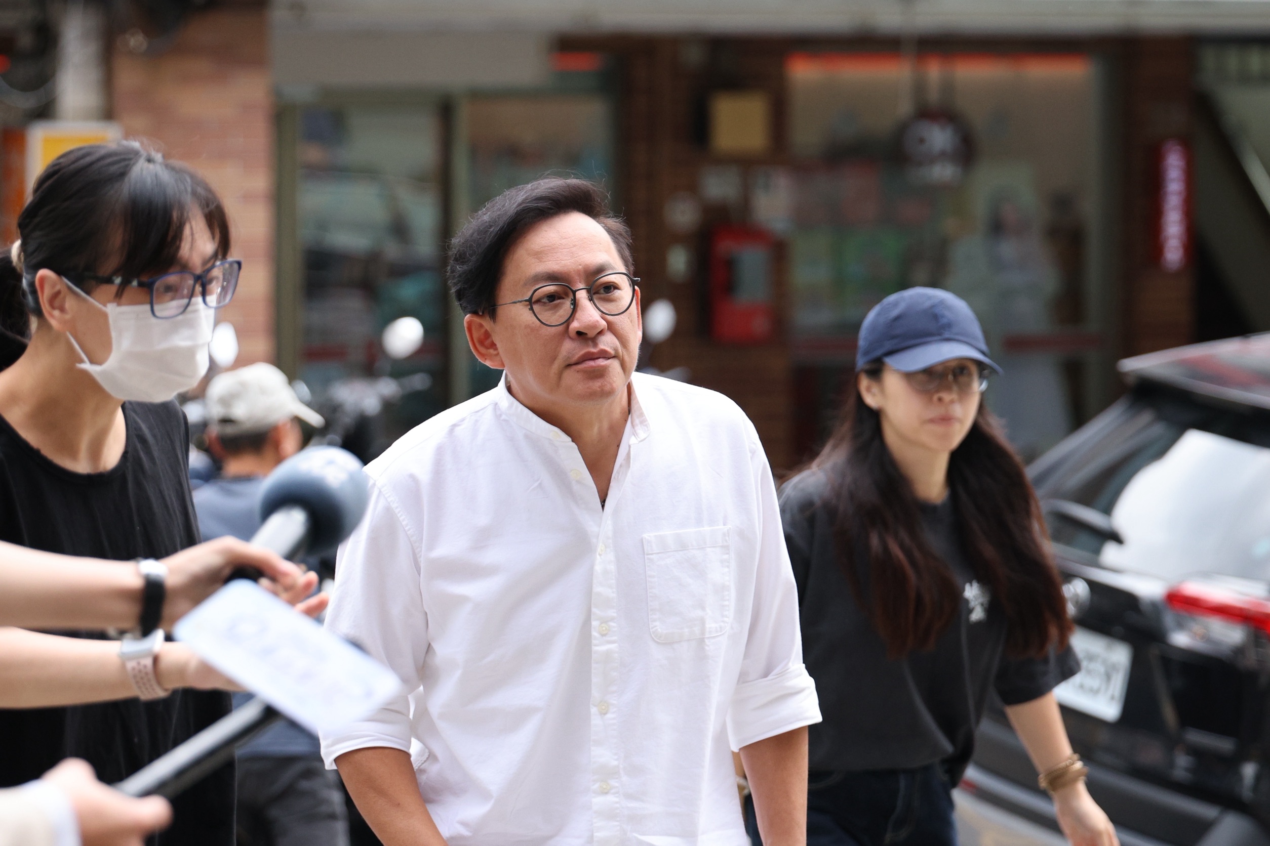 詹姆士今突然po文表示,經過他與詹醬有限公司負責人丘秀珠女士雙方充分溝通後,已達成和解,讓這段紛擾在這裡告一段落。(鏡報劉耀勻攝)