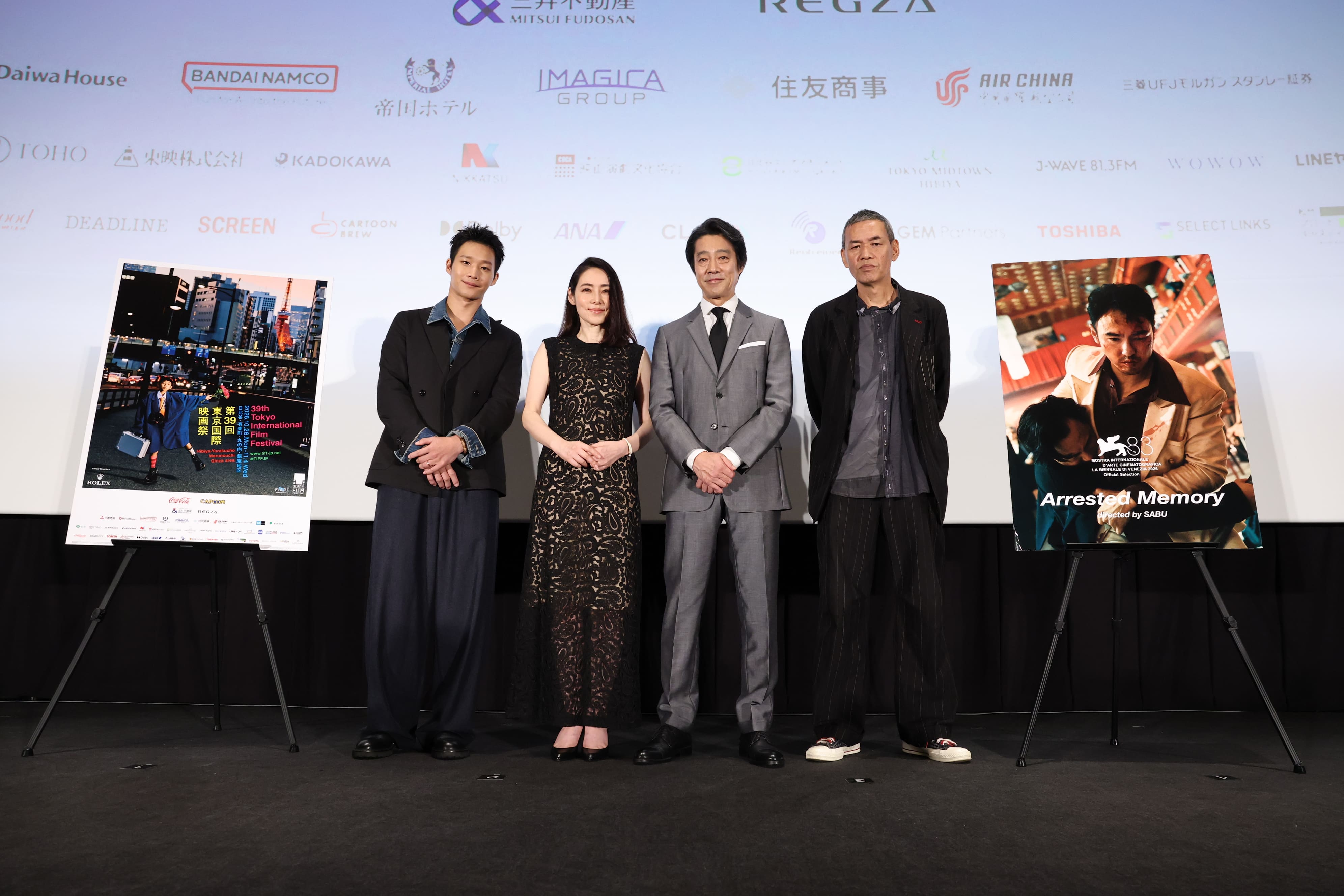 《狂忘警探》演員黃冠智(左起)、霧島麗香、堤真一與導演SABU出席東京國際影展「Gala Selection」(特別展映)單元映演。(東京影展提供)