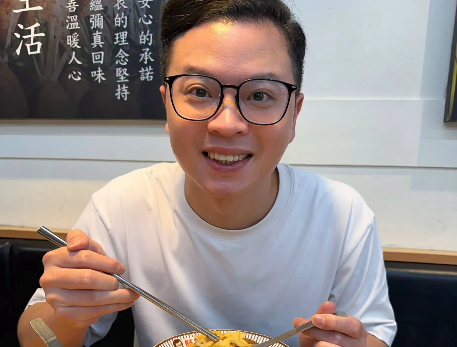凌濤嗆沈伯洋「叫青鳥不要出征滷肉飯」　被追問誰出征僅稱「多得很」