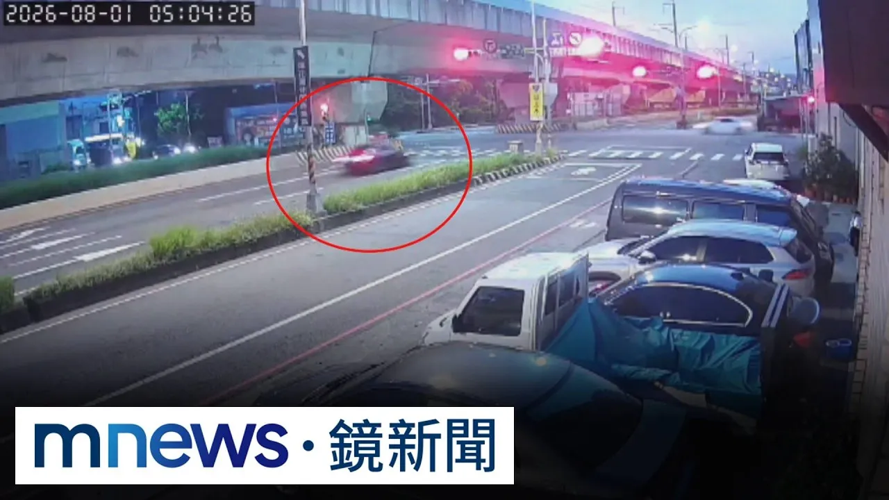 疑毒駕闖燈撞機車1死1傷　女找友頂罪「問攏嘸知」遭識破