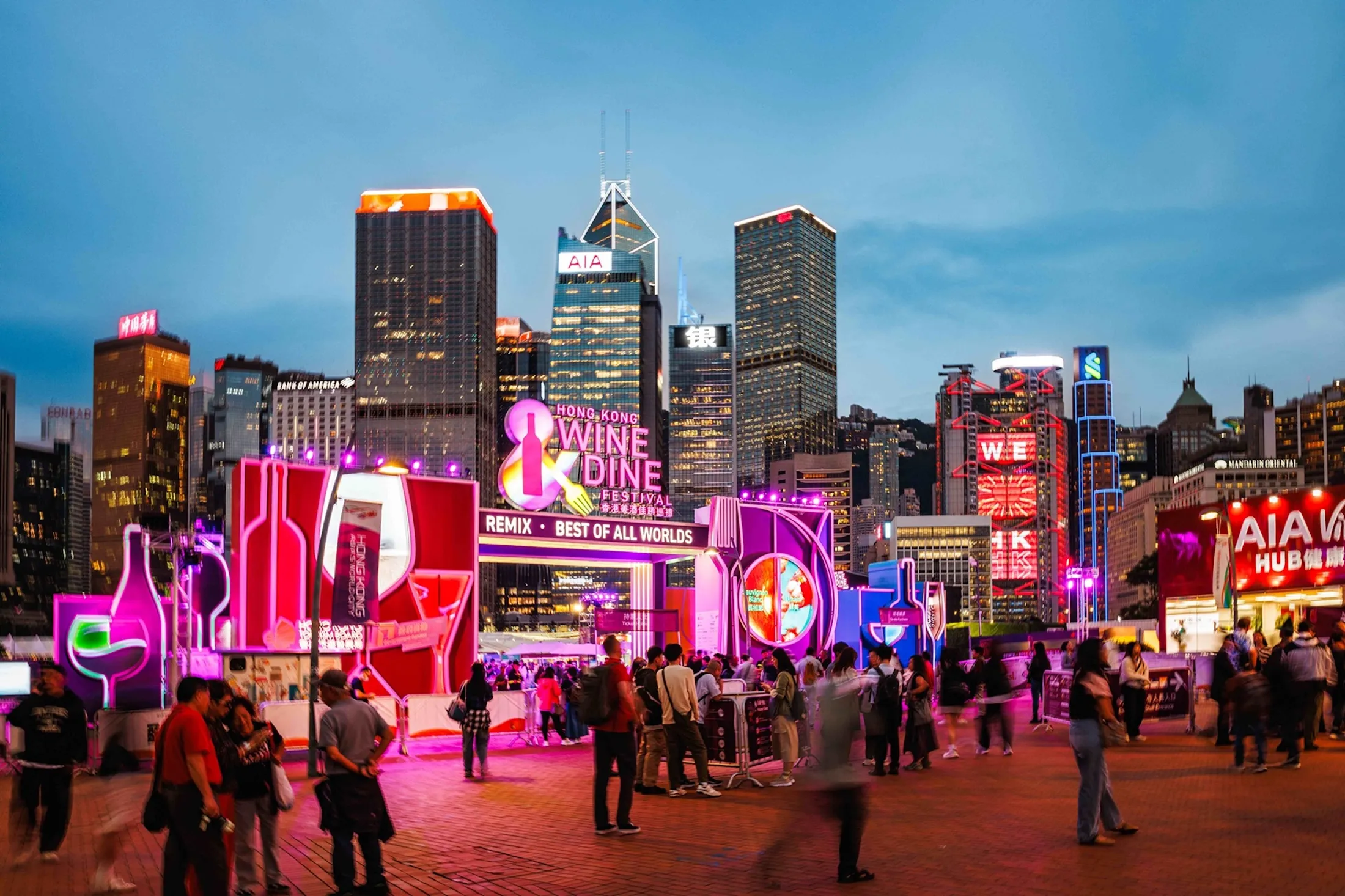 香港秋冬太好玩！美酒佳餚喝到凌晨1點、萬聖節迪士尼反派全出沒、搭叮叮車吃美食　3天2夜含稅10,999元起