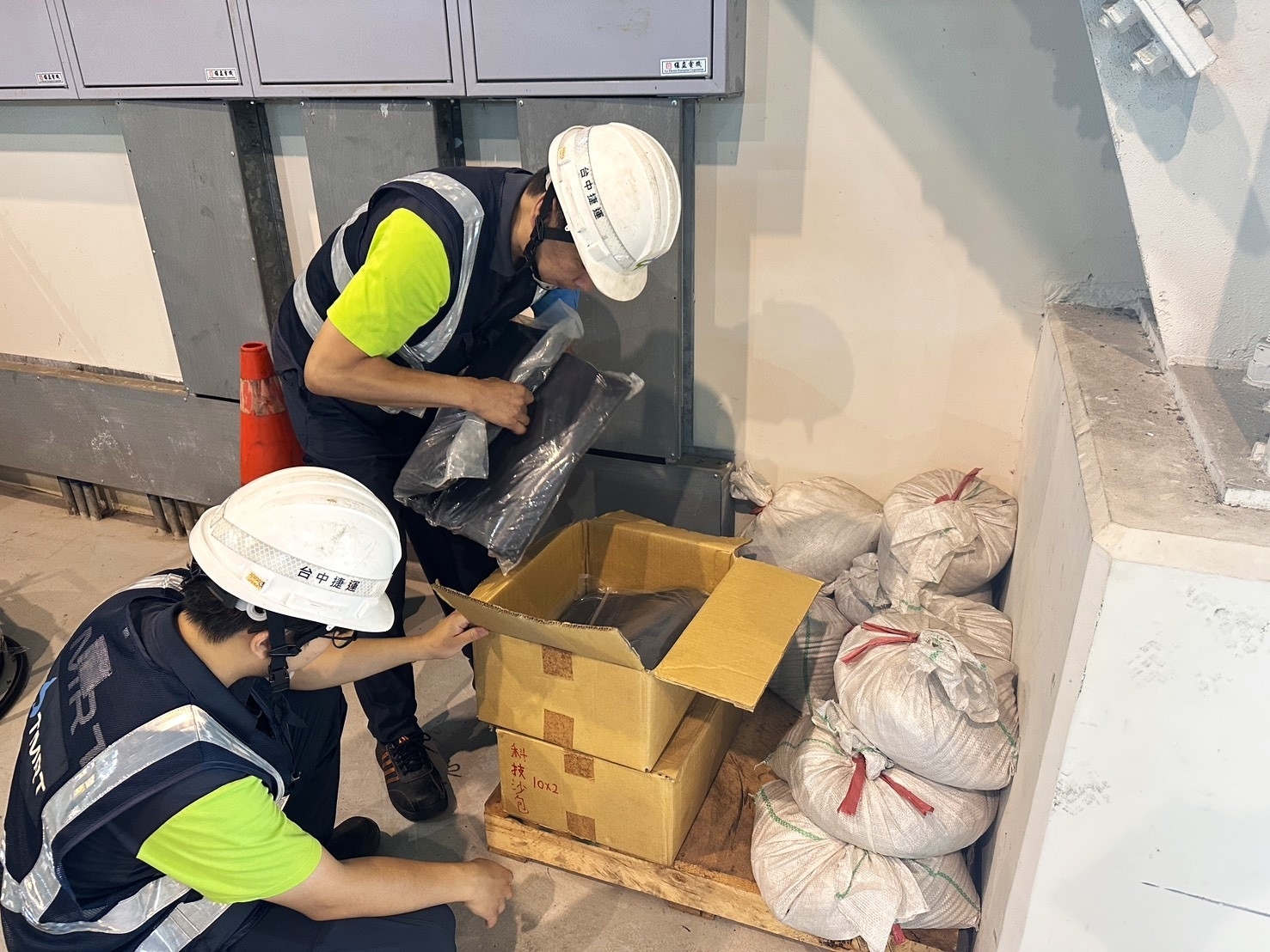 面對巴威颱風來襲,台中捷運已全面完成防颱整備,並將視風力調整營運。(台中市府提供)