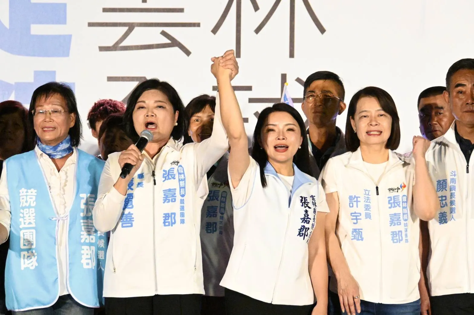 斗南女婿牛煦庭回娘家　籲鄉親力挺張嘉郡接棒
