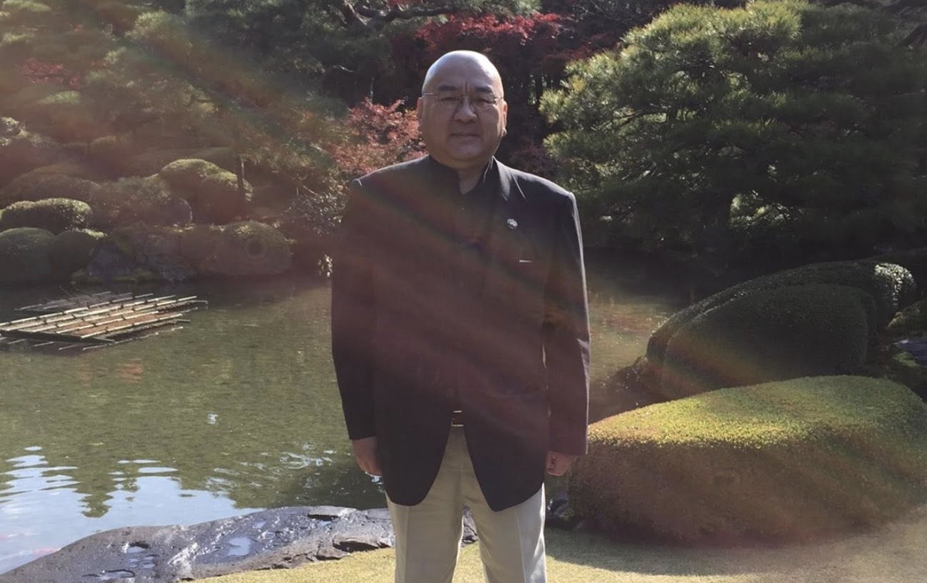 潤泰集團總裁尹衍樑辭世,享壽76歲,《鏡週刊》社長裴偉晚間於臉書po文悼念好友。(尹衍樑提供)