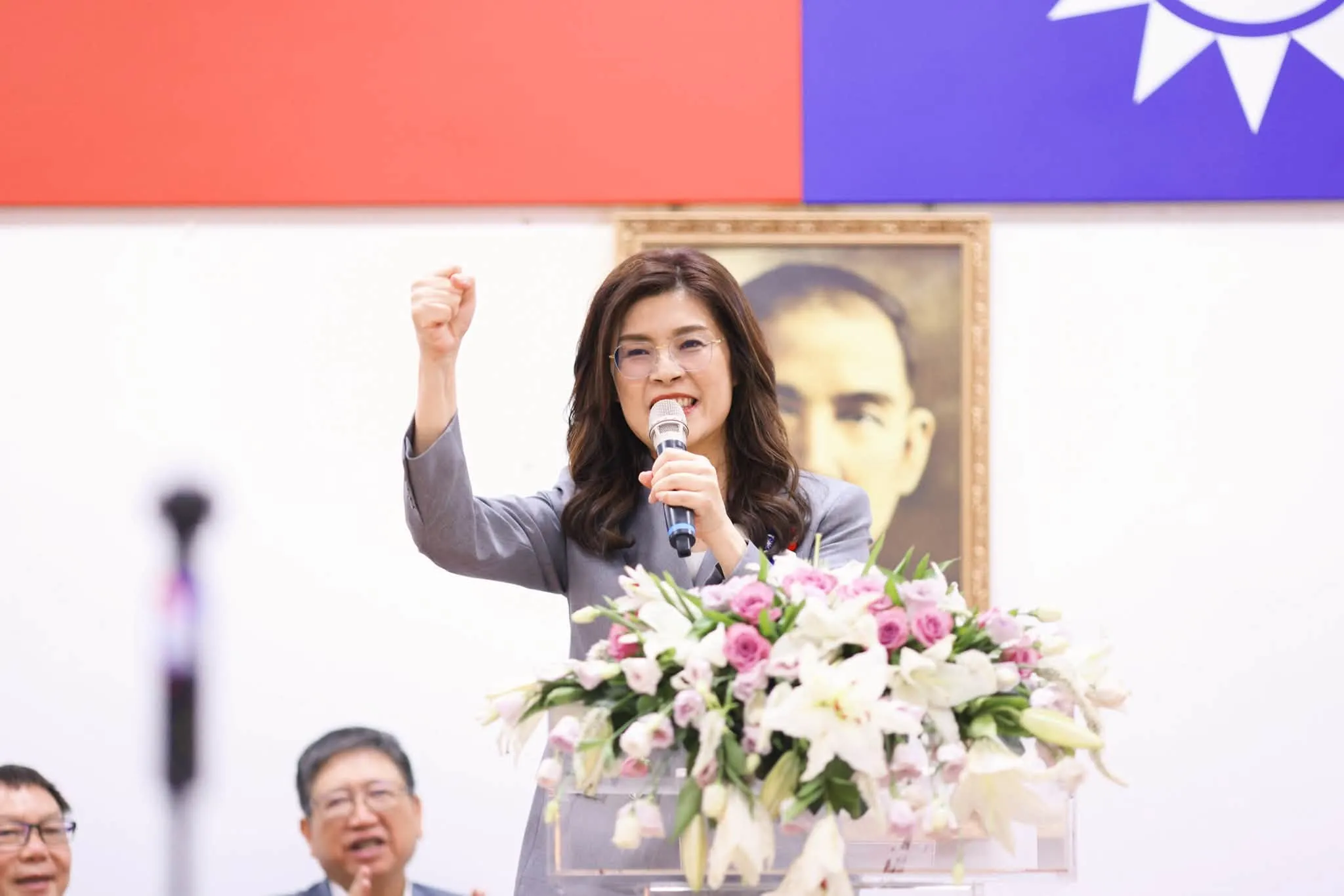 陳時中昔示警「有掮客」遭藍圍剿　鄭麗文反問：知道哪些人在騙怎麼不去抓？