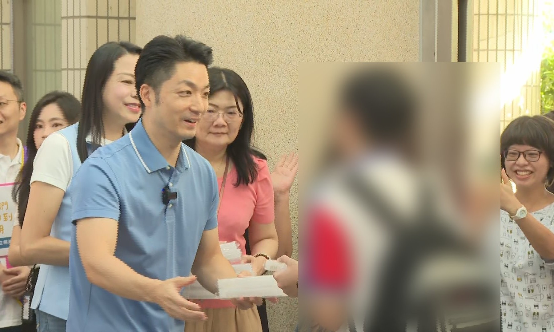 翁曉玲酸砍「青鳥飼料」 林楚茵翻蔣市府4.2億媒宣費:豢養藍友友?
