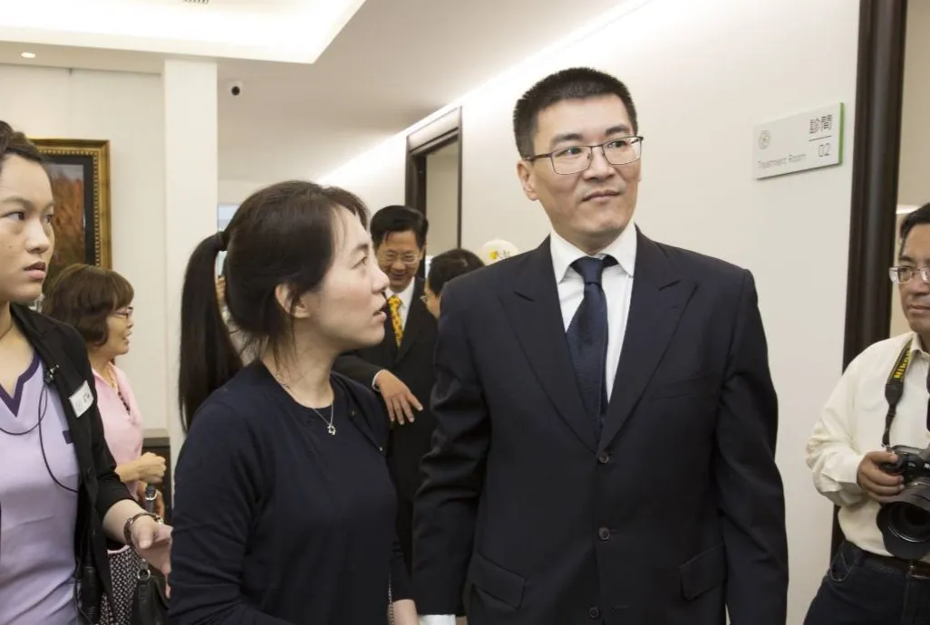 陳幸妤離婚／為何挑「Google評論」開撕趙建銘？　網挖出診所過往紀錄驚呼：打在最痛軟肋