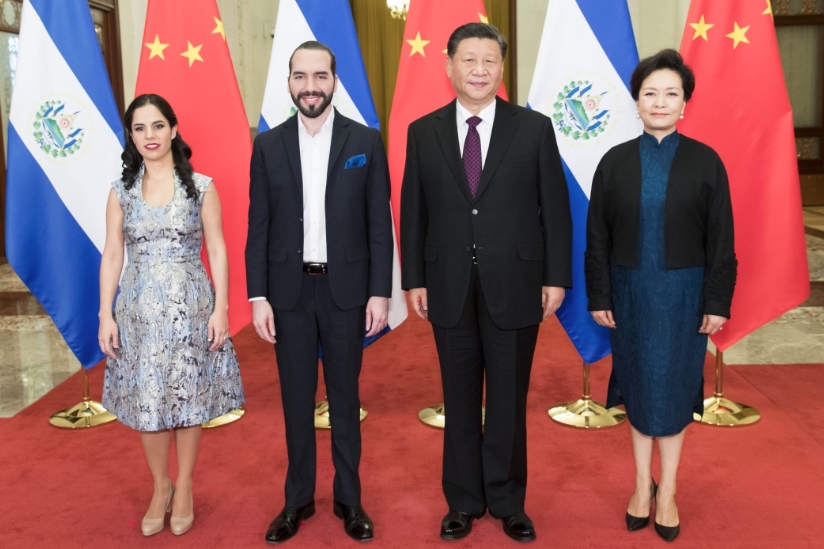 經濟學家指出,發展中國家投向中國的懷抱,核心問題並非他們不明白風險,而是國際市場上根本沒有同等條件的替代方案。(翻攝自新華網)