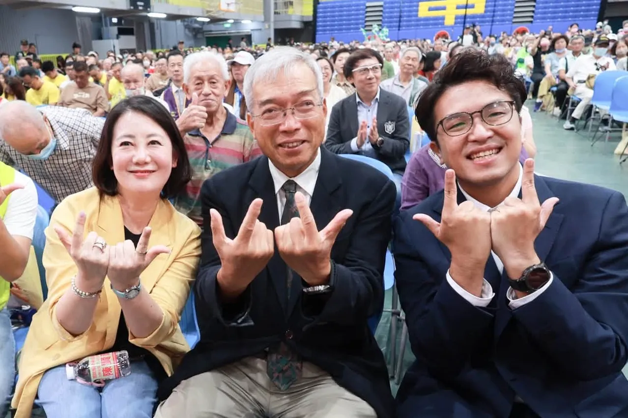 大讚沈伯洋「潛力股」　吳思瑤：謝金河報明牌囉！