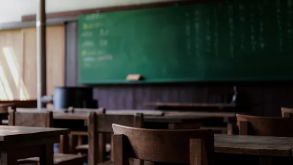 台中某國小生打掃撬門驚見「26歲女老師陳屍廁所內」　警初步排除他殺嫌疑