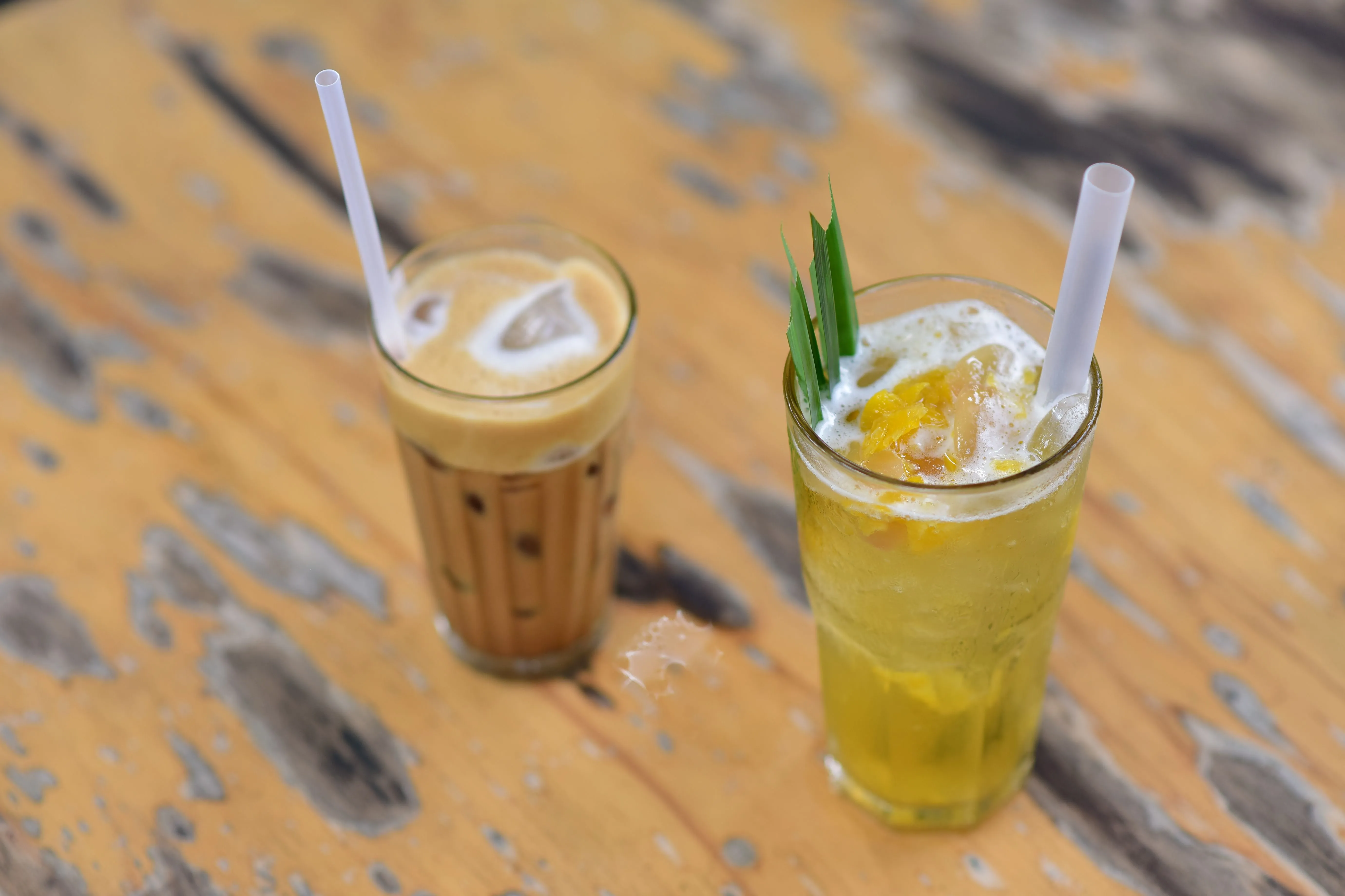 飲料標籤竟成犯案筆記！癡戀男埋伏手搖店刺殺女同事　法院判6年半