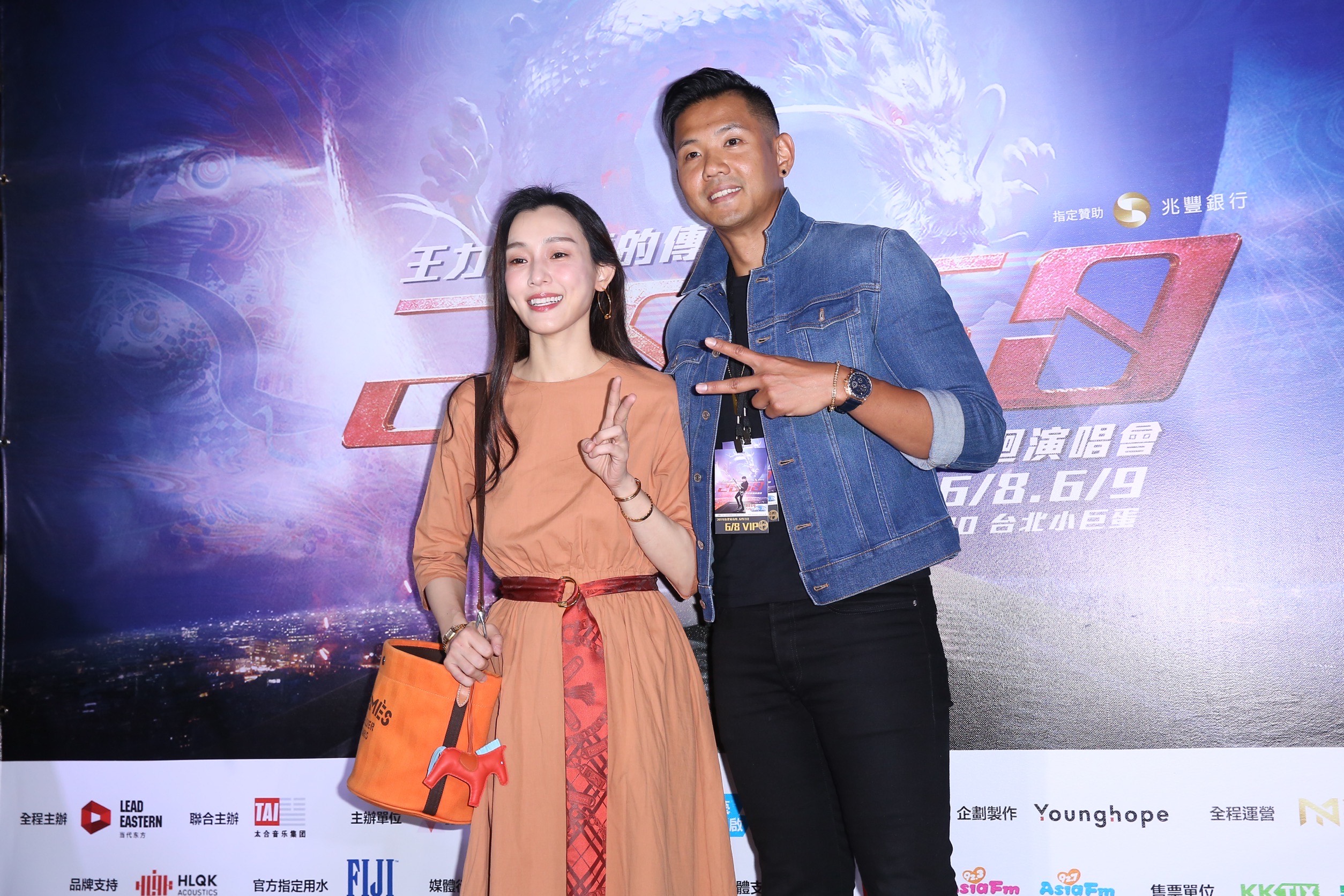 陳建州與老婆范瑋琪兩人都因各自犯錯而遭到撻伐,兩人攜手度過難關。(資料照)