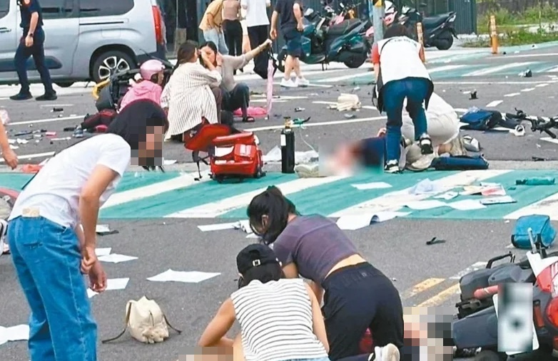 去年引發社會關注的新北三峽重大車禍釀4死12傷悲劇將滿1年。(翻攝畫面)