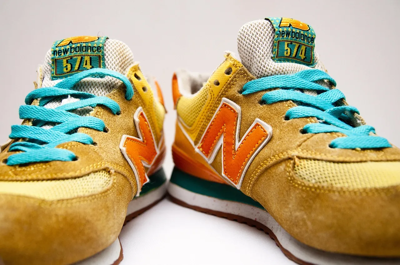一秒看懂New Balance型號密碼　選對鞋款走路一整天都不累