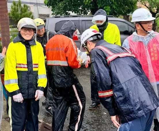 高雄暴雨4天狂灌1183.5毫米　陳其邁感謝各界馳援：都記在心裡