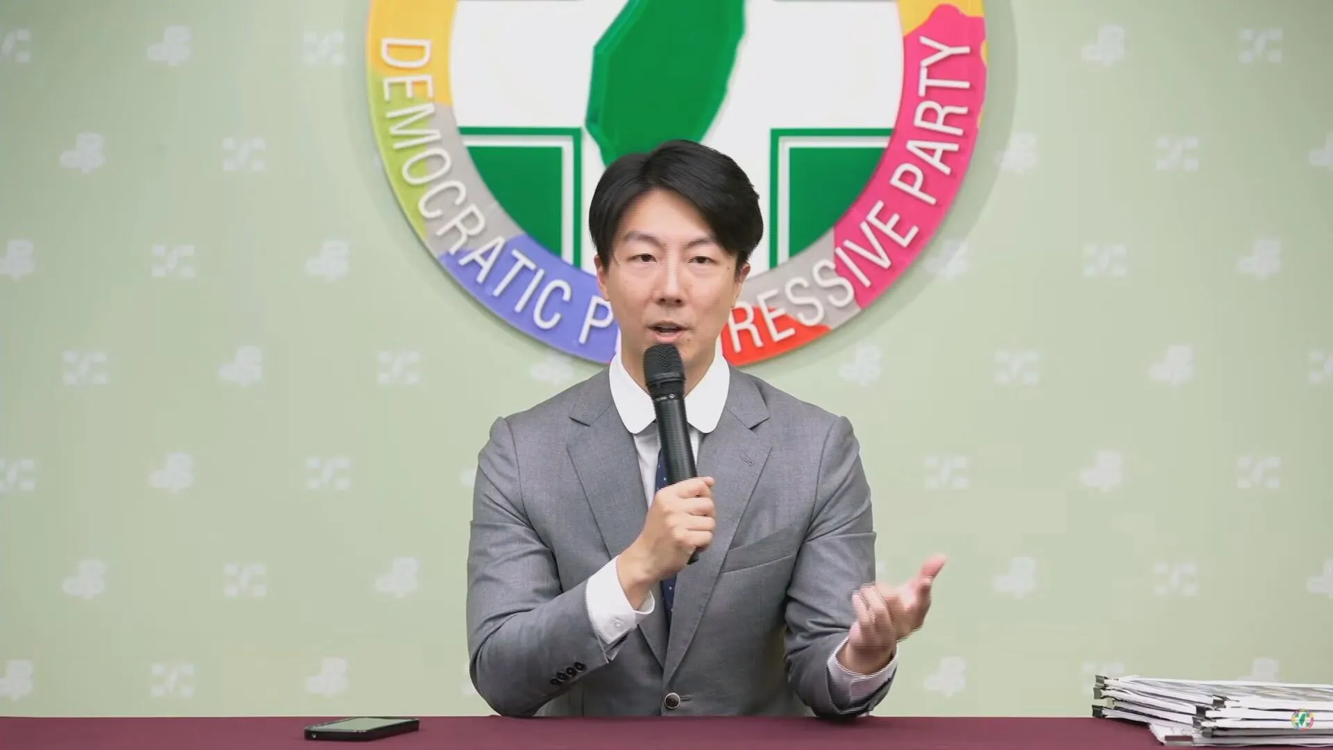 李彥秀稱「社工發毒品」惹議　民進黨列舉藍營涉毒事件籲道歉