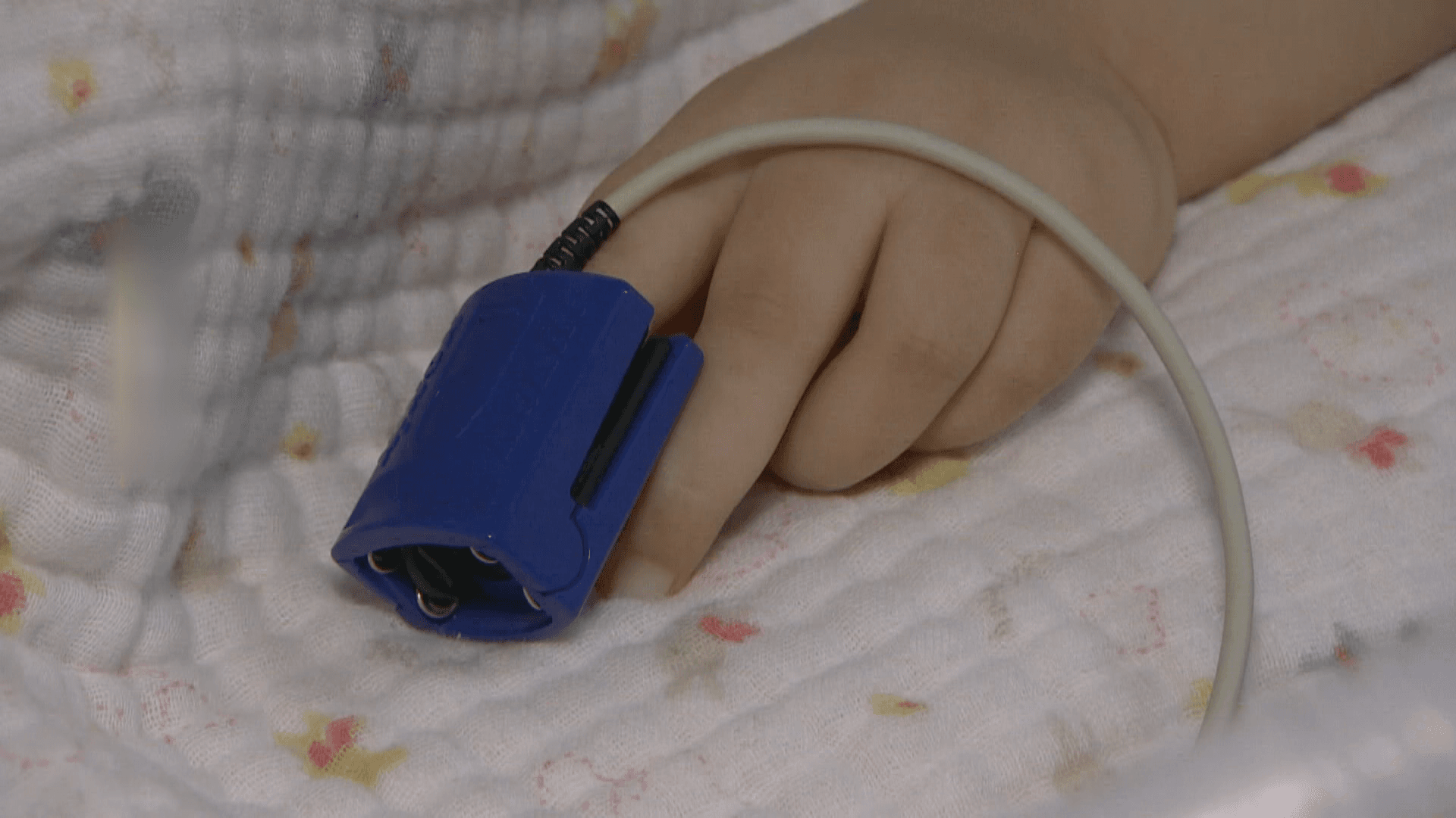 一名男嬰在產後護理之家溢奶,卻長達83分鐘無人查看,最後不幸身亡。(示意圖,非當事人,資料照)