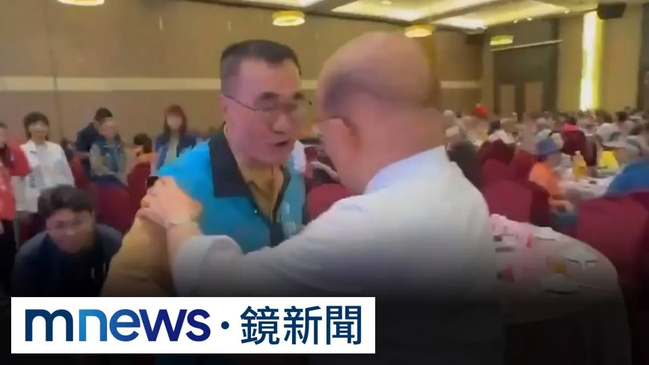 蘇貞昌拍李四川肩遭批鴨霸　蘇巧慧：不必扭曲事實