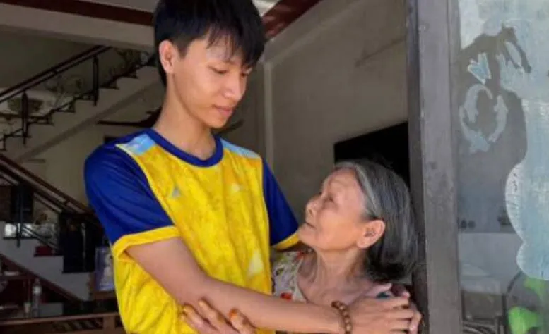 爸媽觸電雙亡留198萬鉅債！19歲男大生流落街頭　銀行霸氣全免還