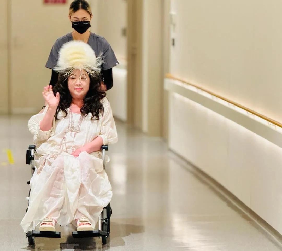 帶3護士、急救針飛！陳文茜抗癌出院首啟程　赴錢塘江圓夢淚喊：歸來我不再是病人