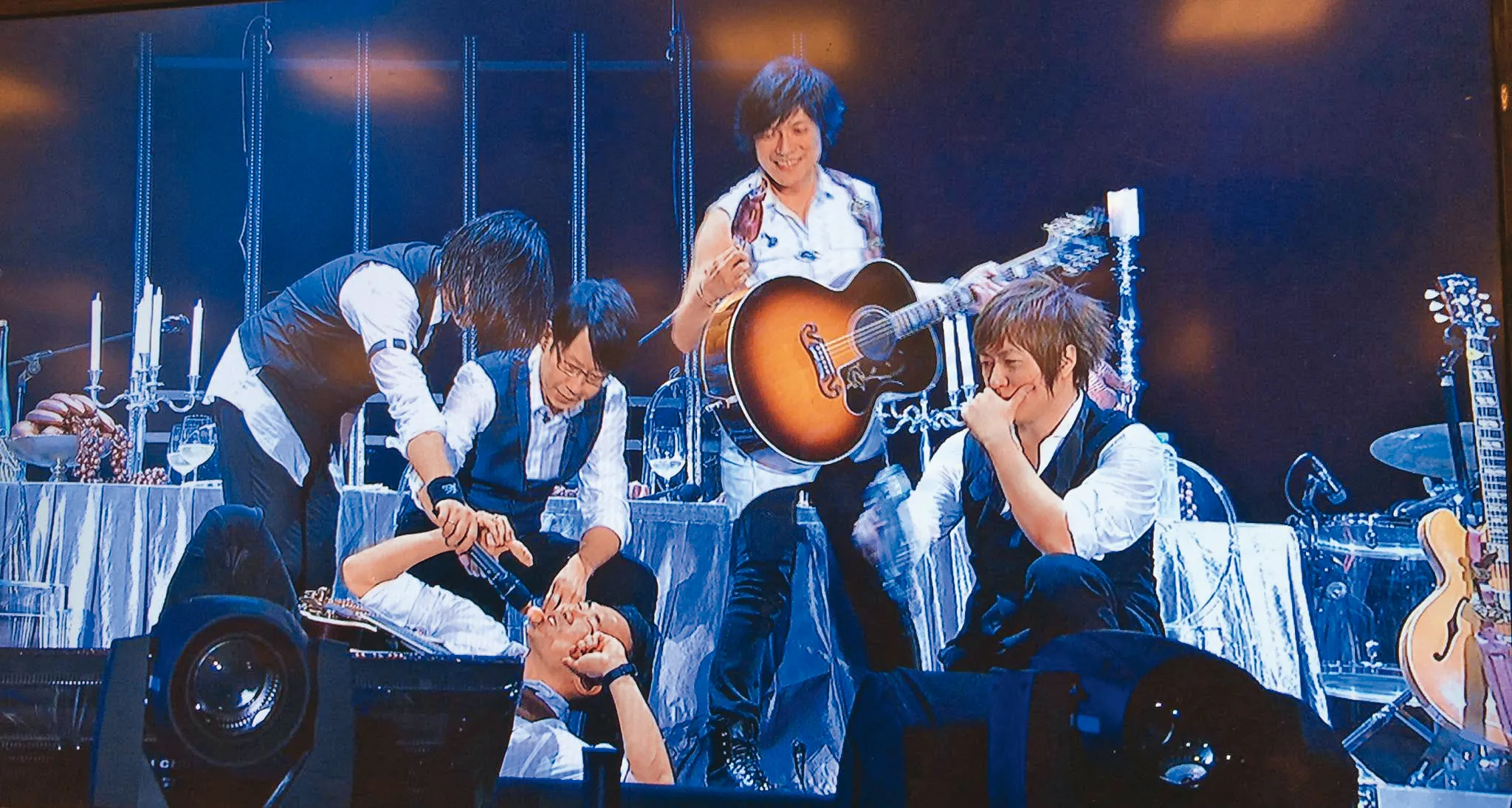 五月天石頭萌退1／痛到快不能站！石頭忍舊疾苦撐　演出罕見「五缺一」阿信心疼
