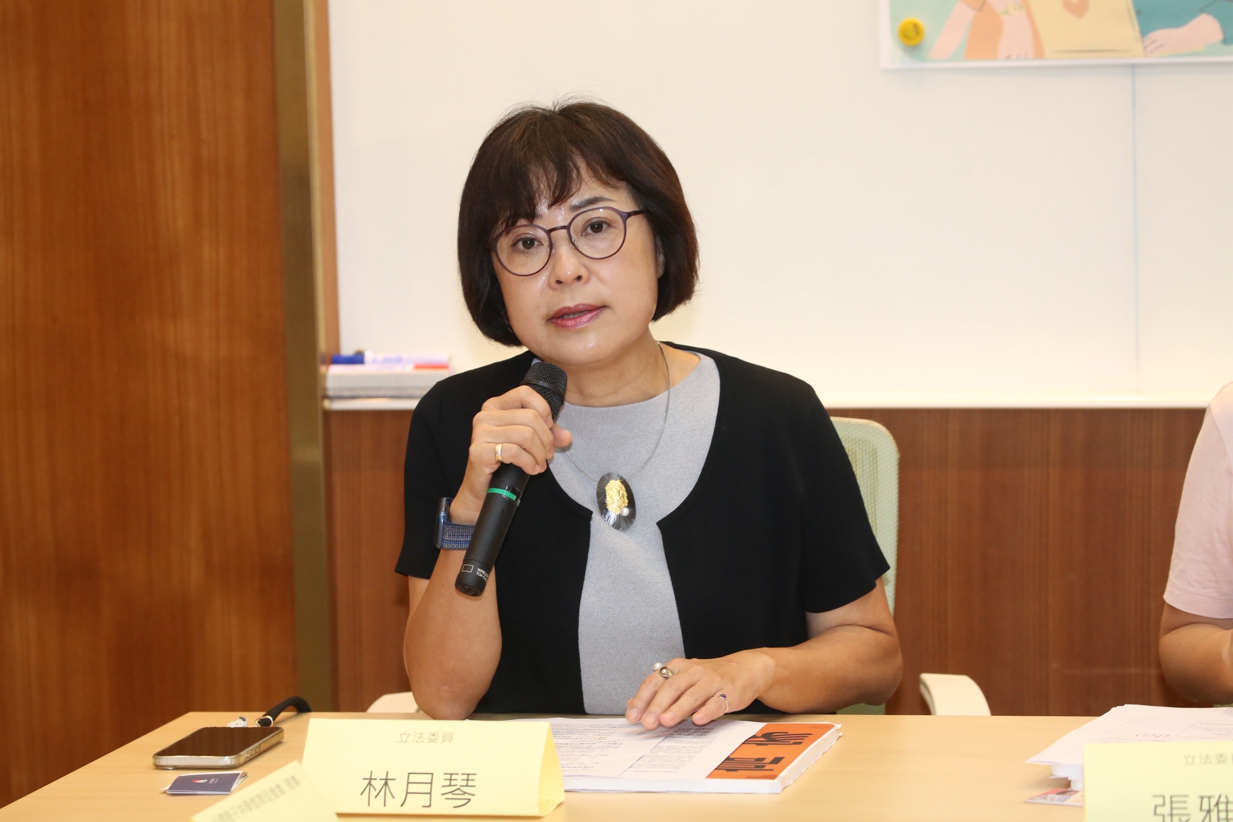 民進黨選對會拍板,建議苗栗縣黨部徵召林月琴參選苗栗市長。(鏡報董孟航)