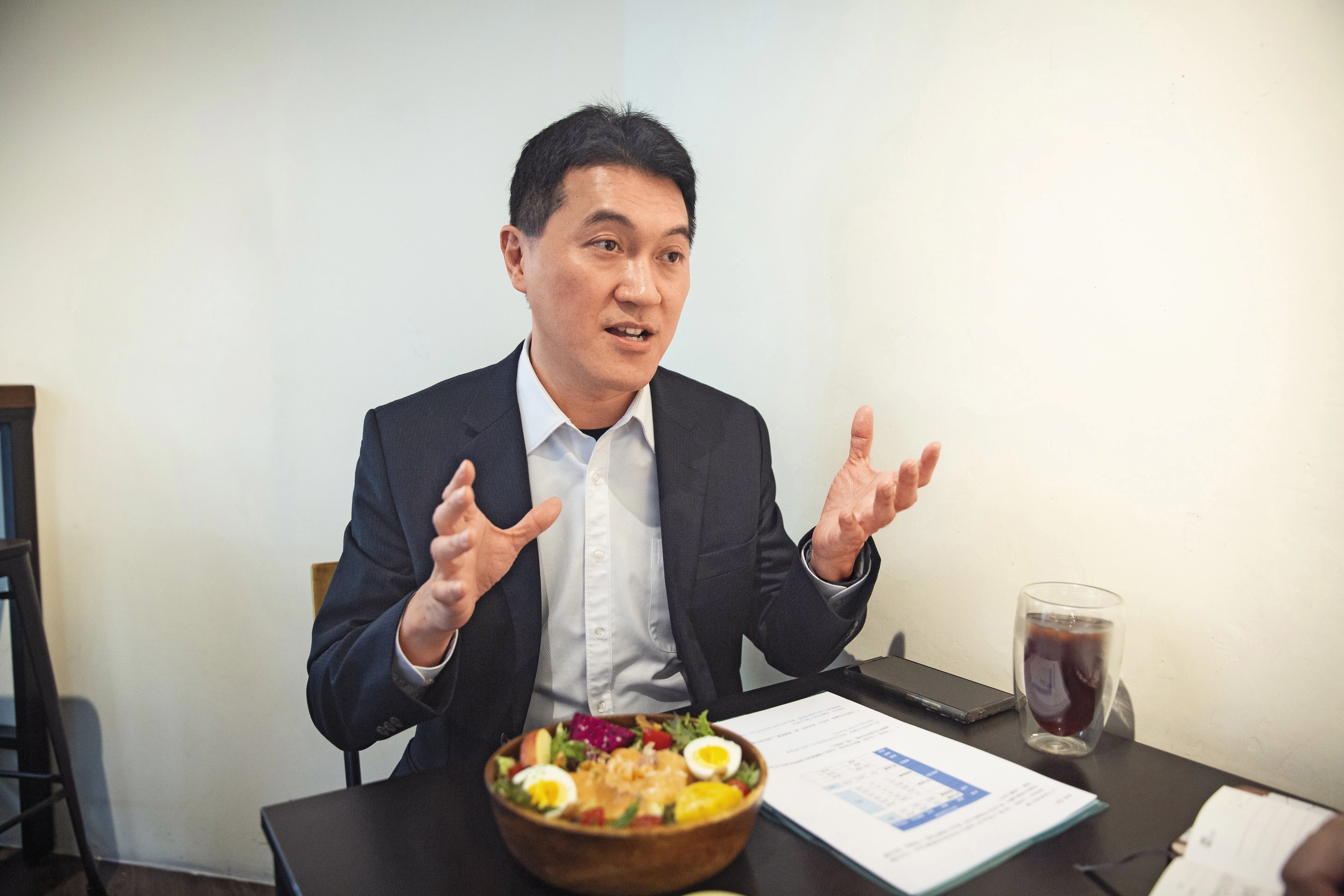 達人理財／忙進忙出10年反賠錢　科技主管40歲改買ETF滾千萬 