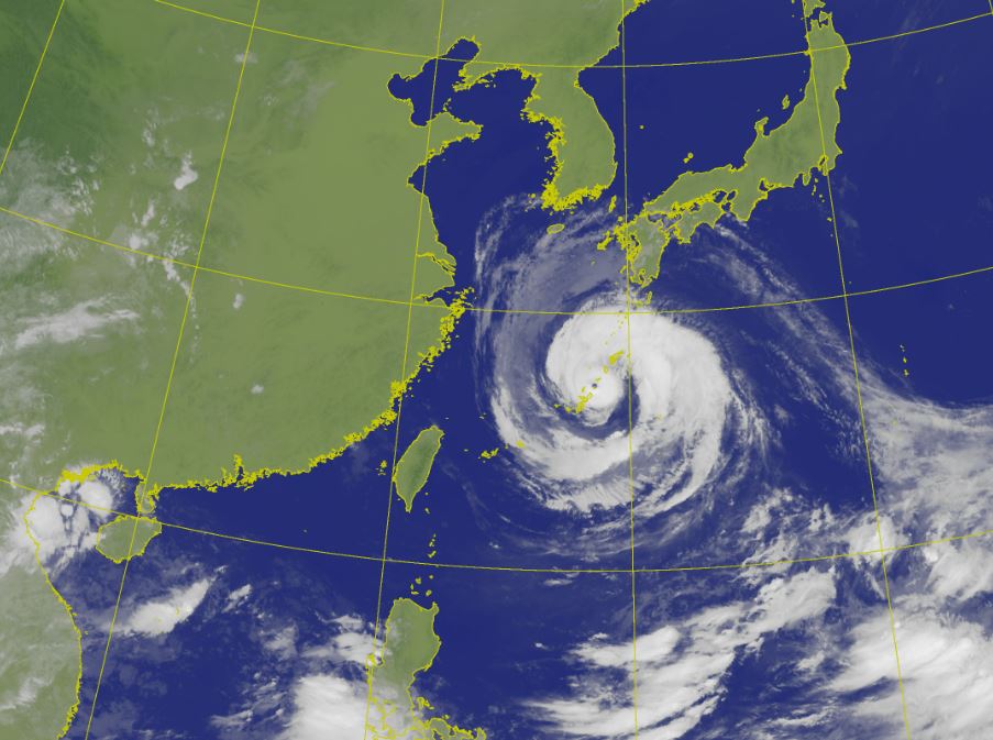 中颱白海豚最新衛星雲圖影像。(翻攝氣象署官網)