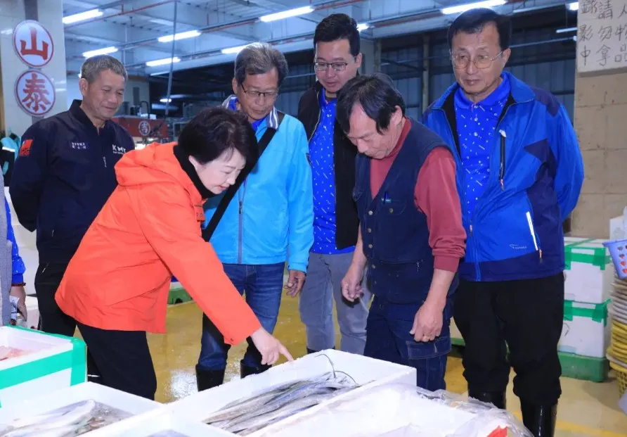 台中綠議員指控盧友友吃相難看   魚市場董座涉背信自肥溢領122萬餘元    中檢了解中
