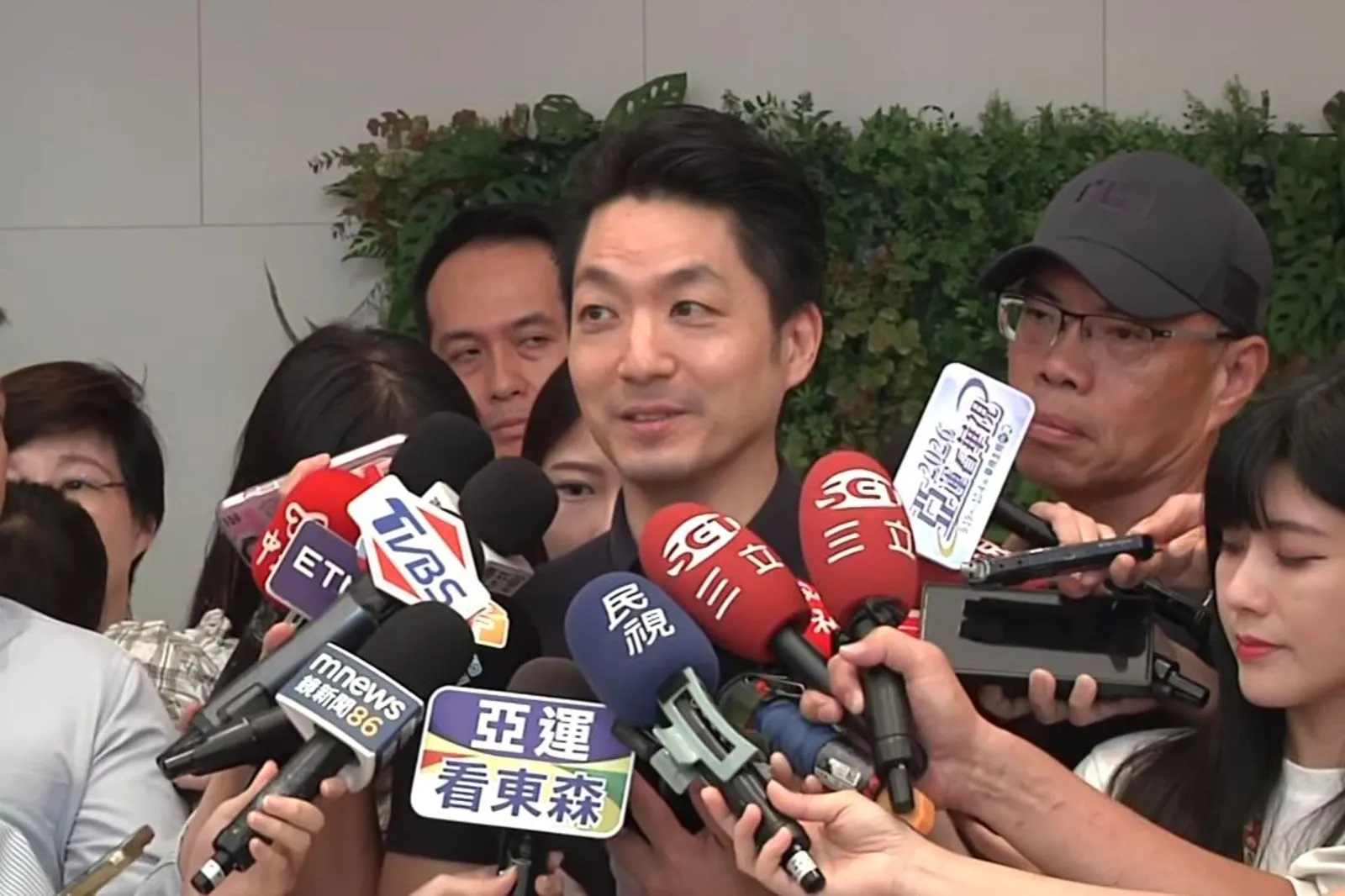 沈伯洋獲封「哈利波洋」　蔣萬安被問角色妙回：可能要問佛地魔