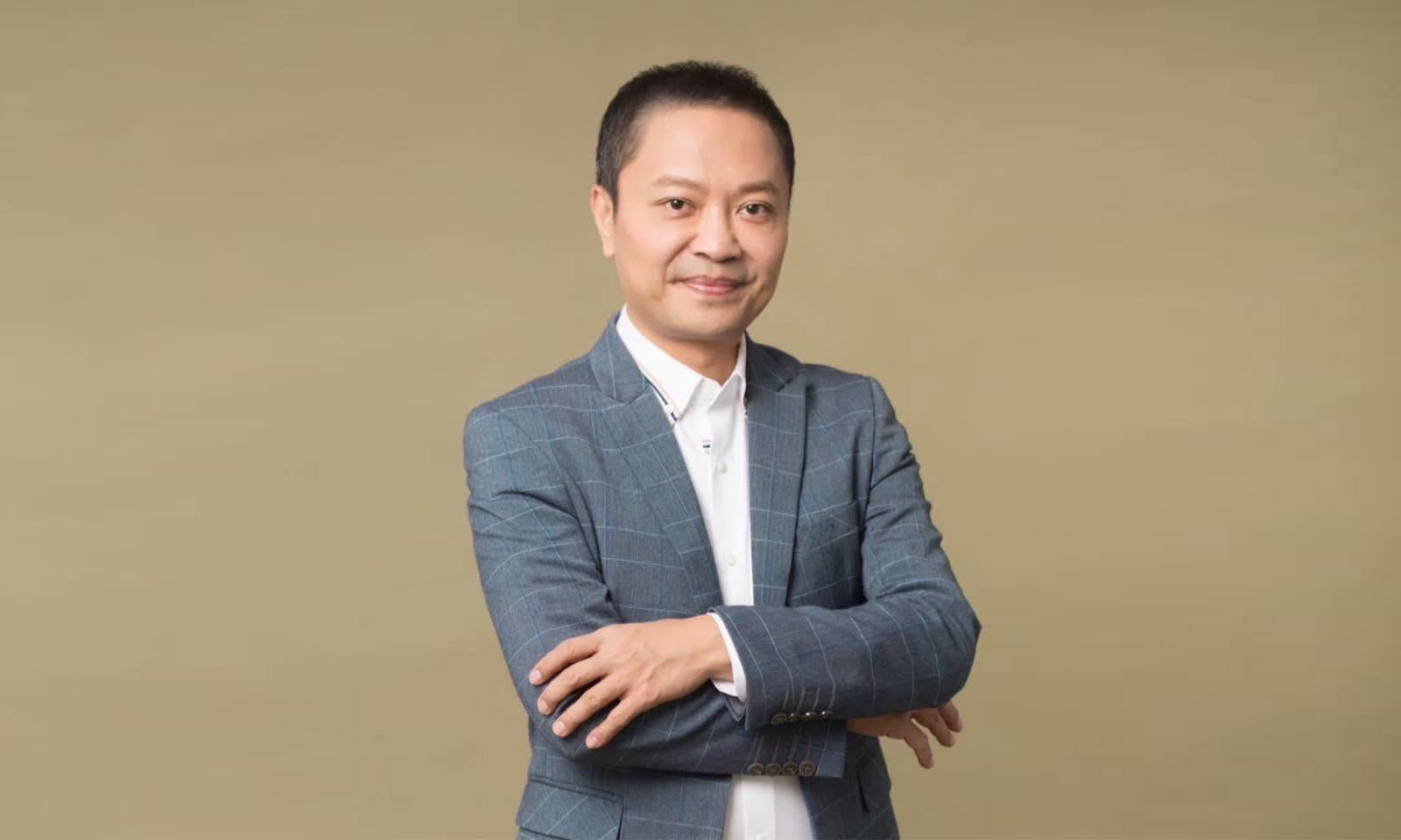 民眾黨雲林姊弟檔主委率百人出走　林靖冠退黨改披綠袍參選議員