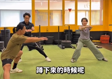 蕭美琴合體沈伯洋上重訓,讓蔡英文醋勁大發。(翻攝自蕭美琴Threads)