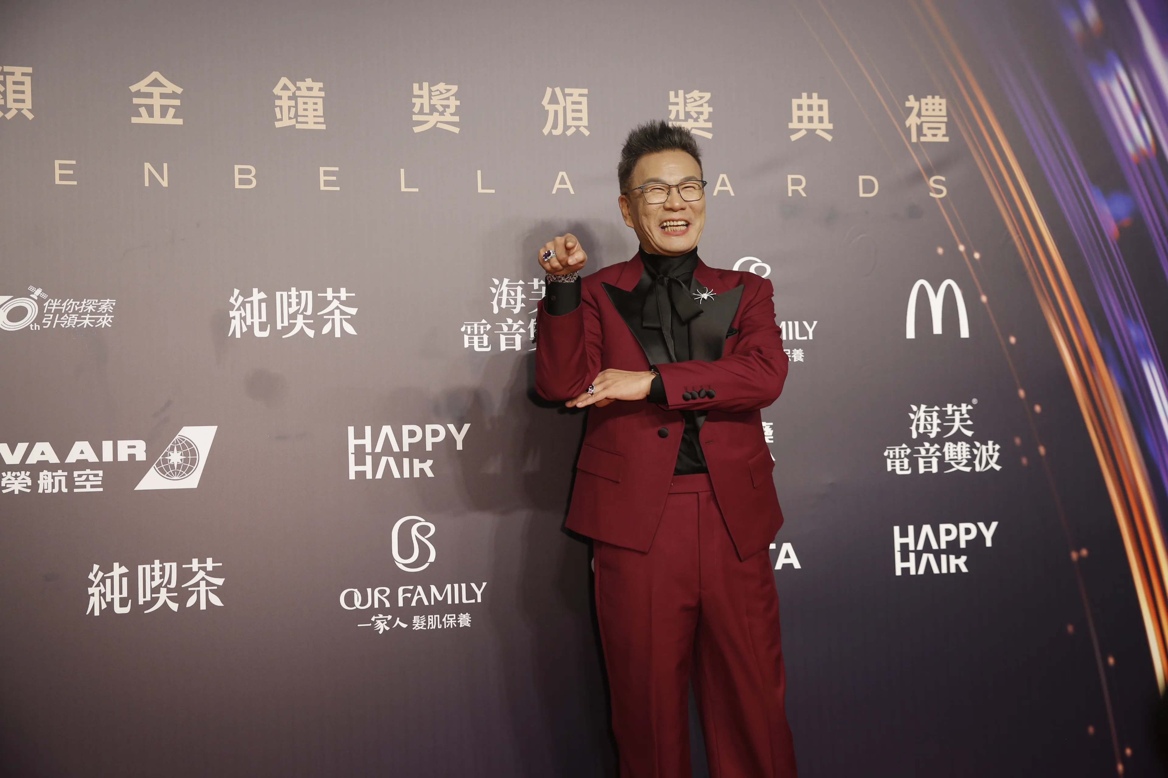金鐘61／沈玉琳抗癌成功復出！穿摩羯幸運色勃根地紅　見胡瓜撞色笑喊：心生不妙