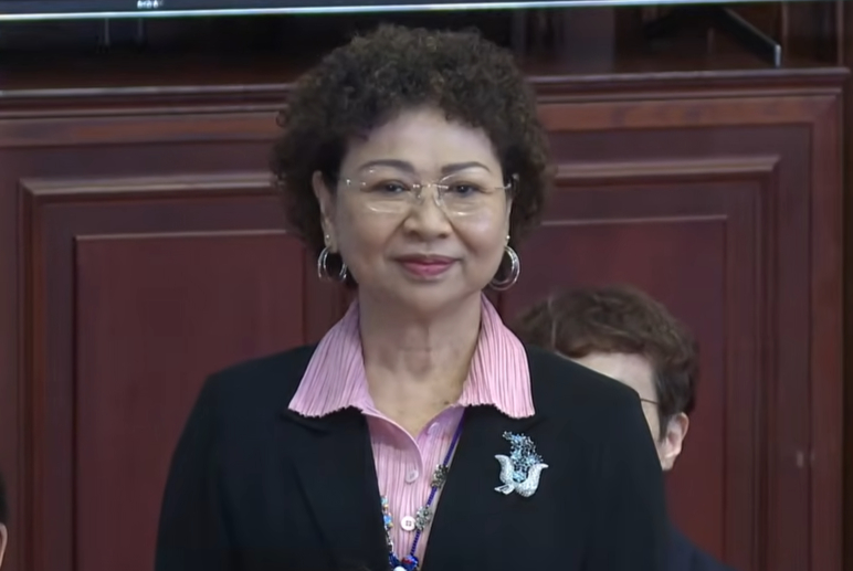 被提名為監委的前國民黨立委廖婉汝認為,若要廢監院應該朝野坐下來好好談,國民黨應該有所行動,而不是民進黨提名了之後才在罵。(翻攝自總統府直播)