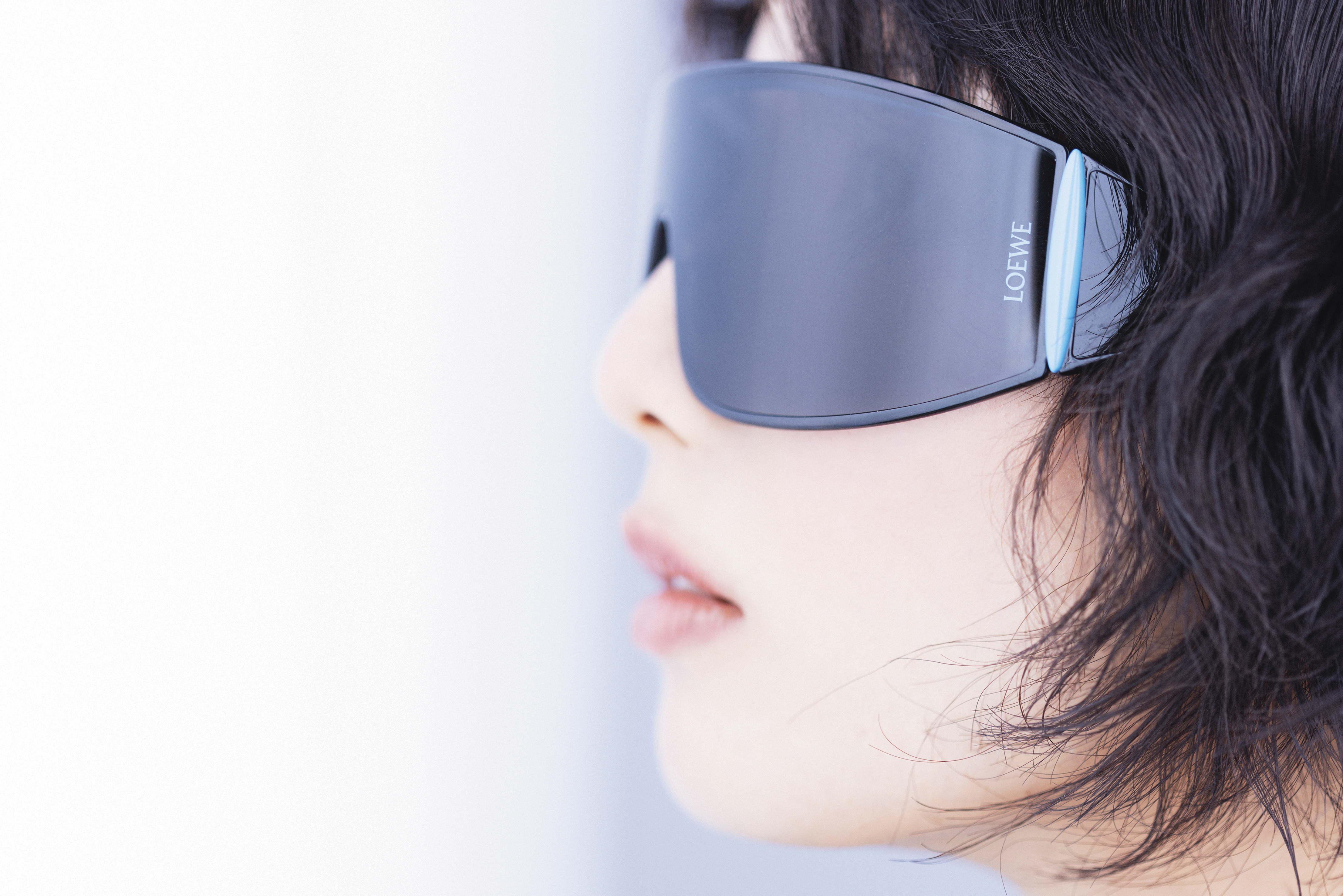 護目墨鏡 NT$17,600 by LOEWE