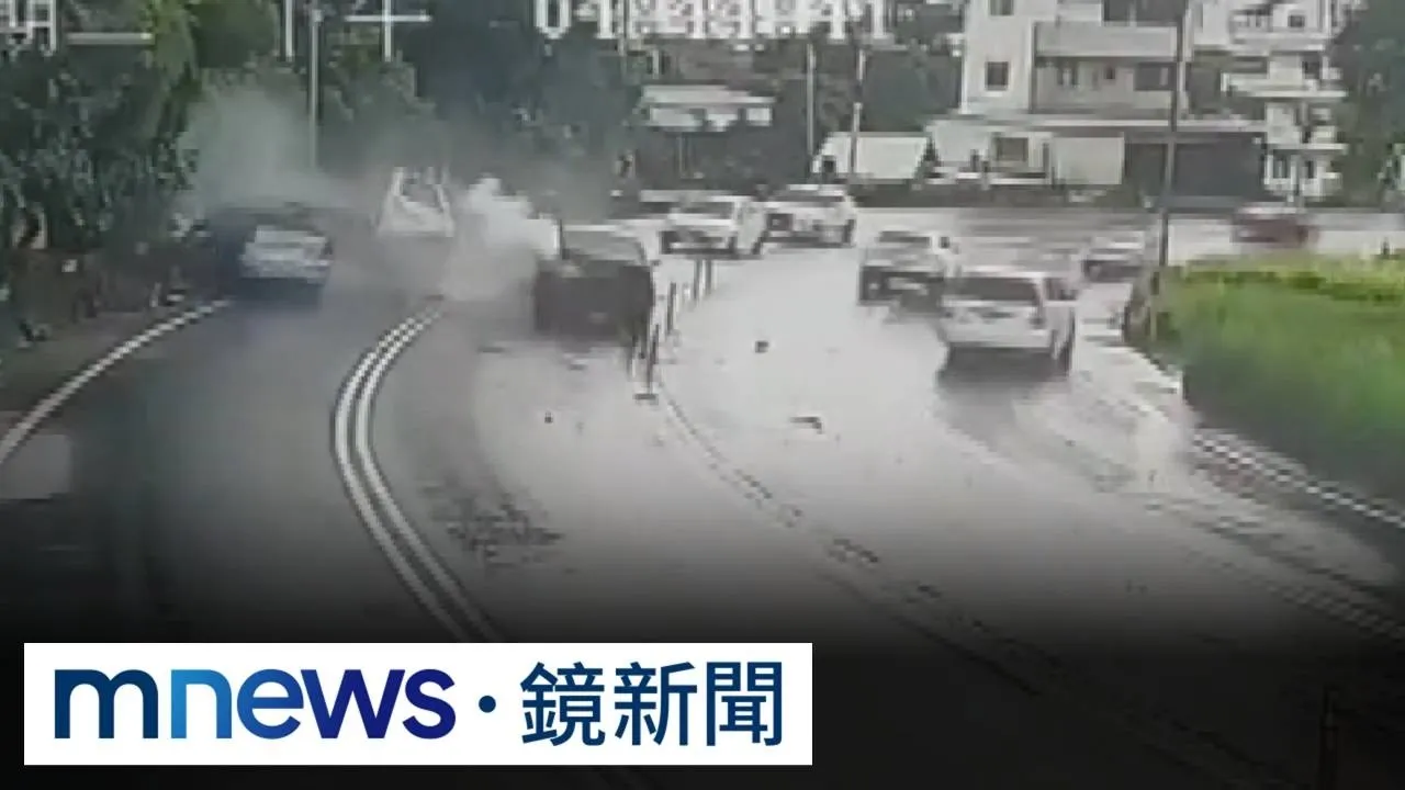 休旅車逆向暴衝撞3汽車1機車　釀3死4傷慘況