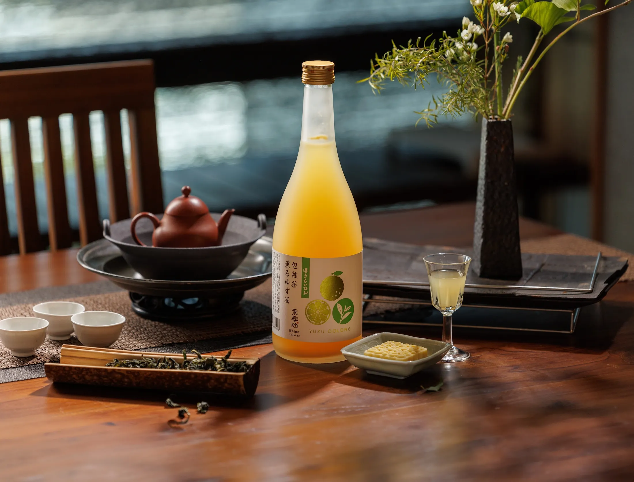 今年中秋喝這個配月餅！本事選酒攜手乘興院新推包種茶柚子酒！7.5％酒精揉合清爽果香與花香