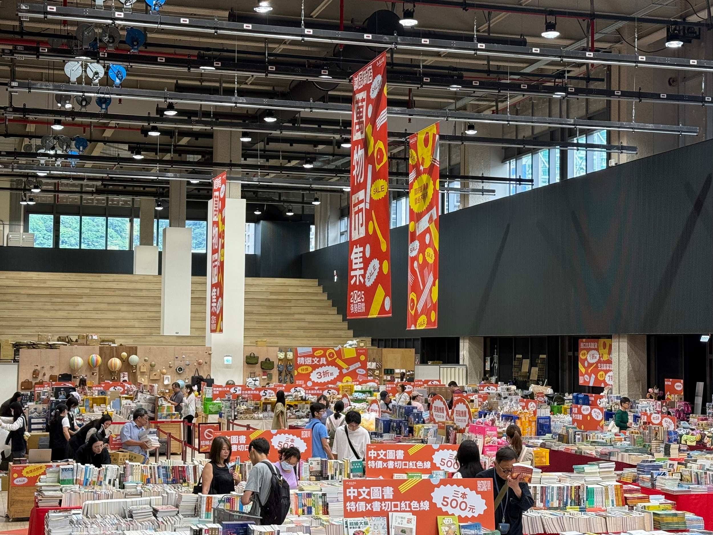「誠品生活新店萬物市集」邀請近10家品牌進駐。(品牌提供)