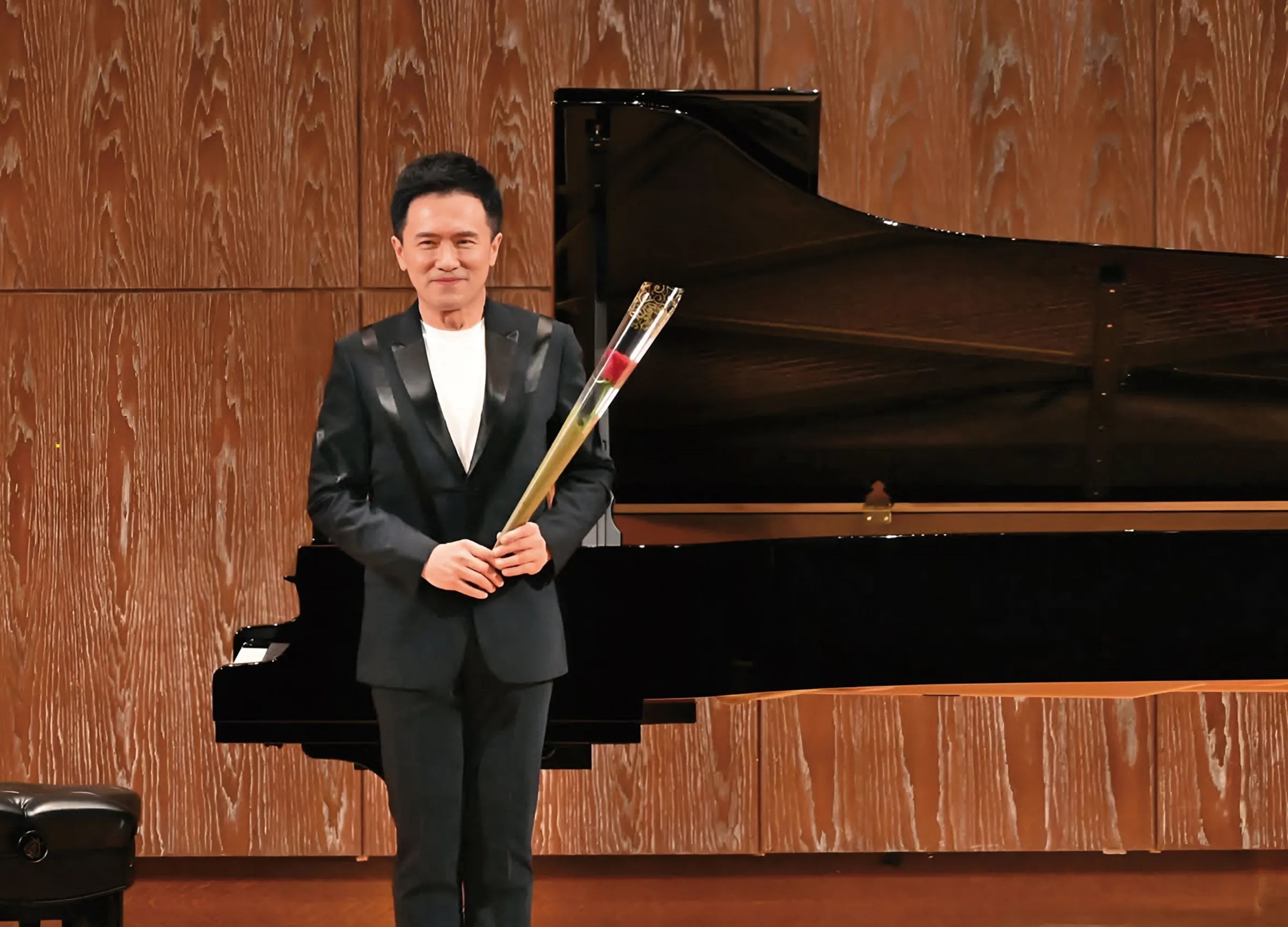 「鋼琴王子」陳冠宇擔任北市大人文藝術學院院長兼音樂系代主任,捲入特權教師與圖利爭議。(翻攝北市大音樂系臉書)