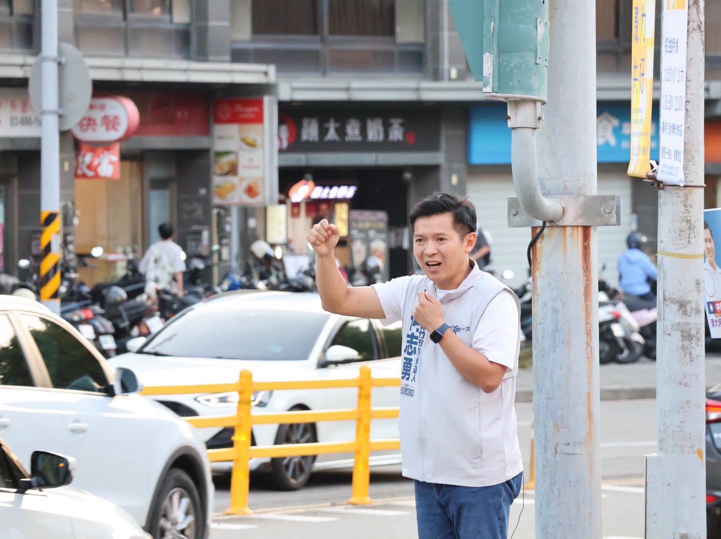 對於堅持參選而被撤銷黨籍,何志勇表示,「黨部任何處分,我都接受。」(翻攝自臉書@何智勇)