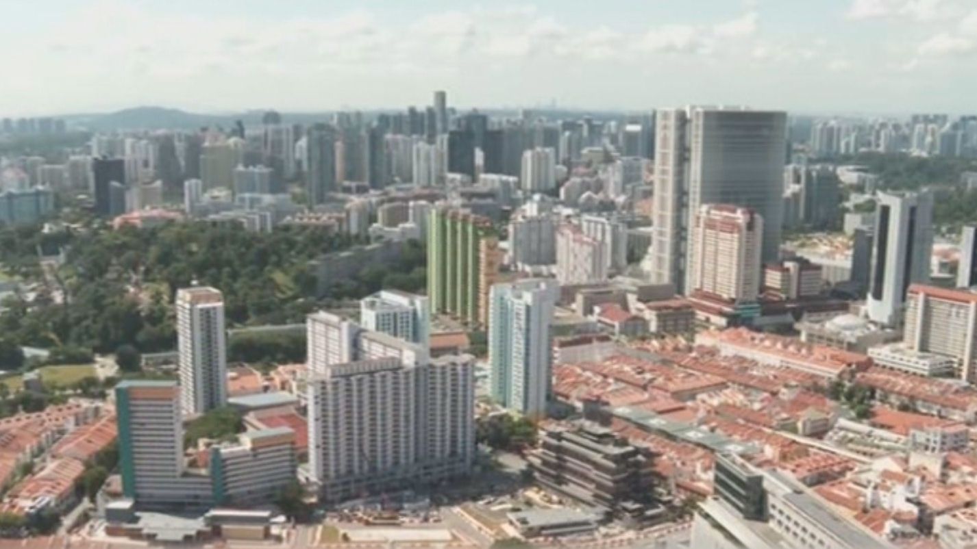 亞洲地區房價持續攀升,新加坡的公共住宅「組屋」房價,漲了將近11%。(CCTV)