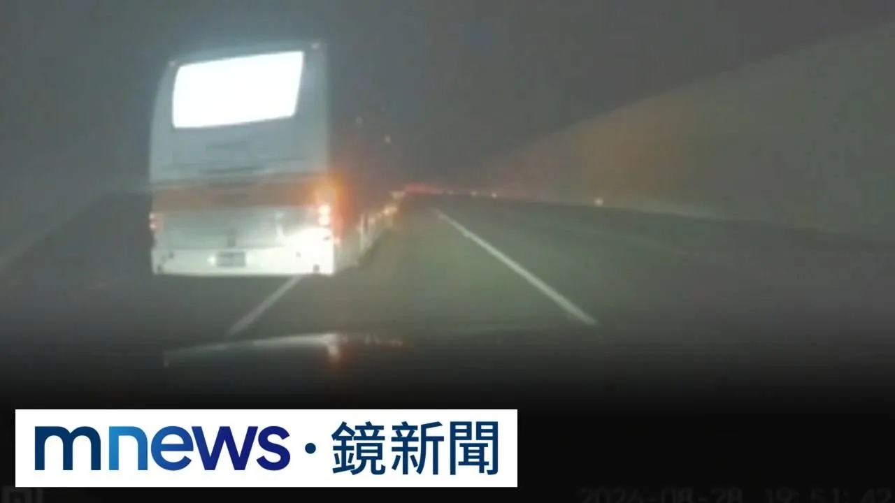 獨家／「你切我就切」閃燈+變換車道　台中客運駕駛遭控危險逼車